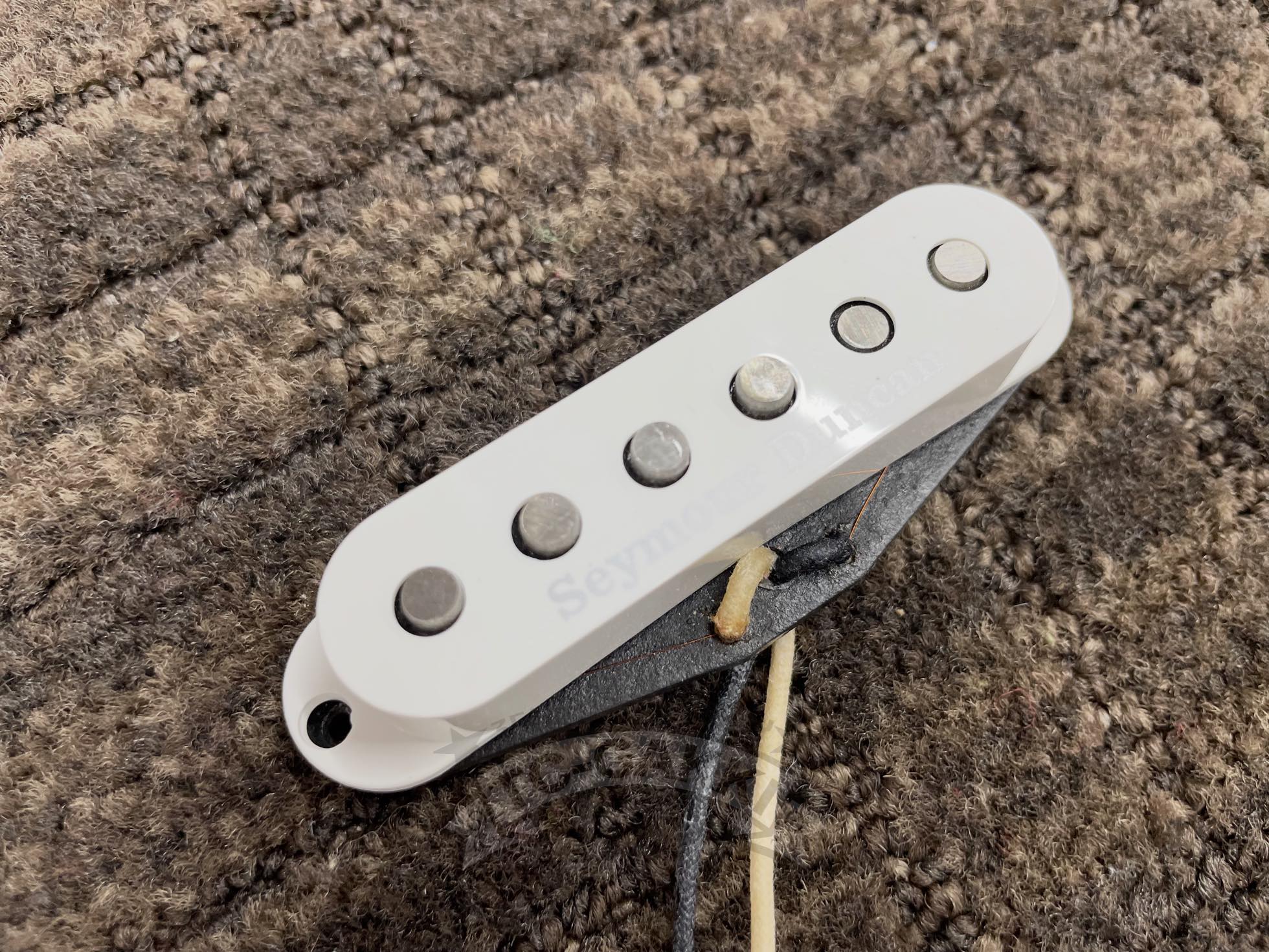 Seymour Duncan SSL-1 VINTAGE STAGGERED STRAT - TC楽器 - TCGAKKI
