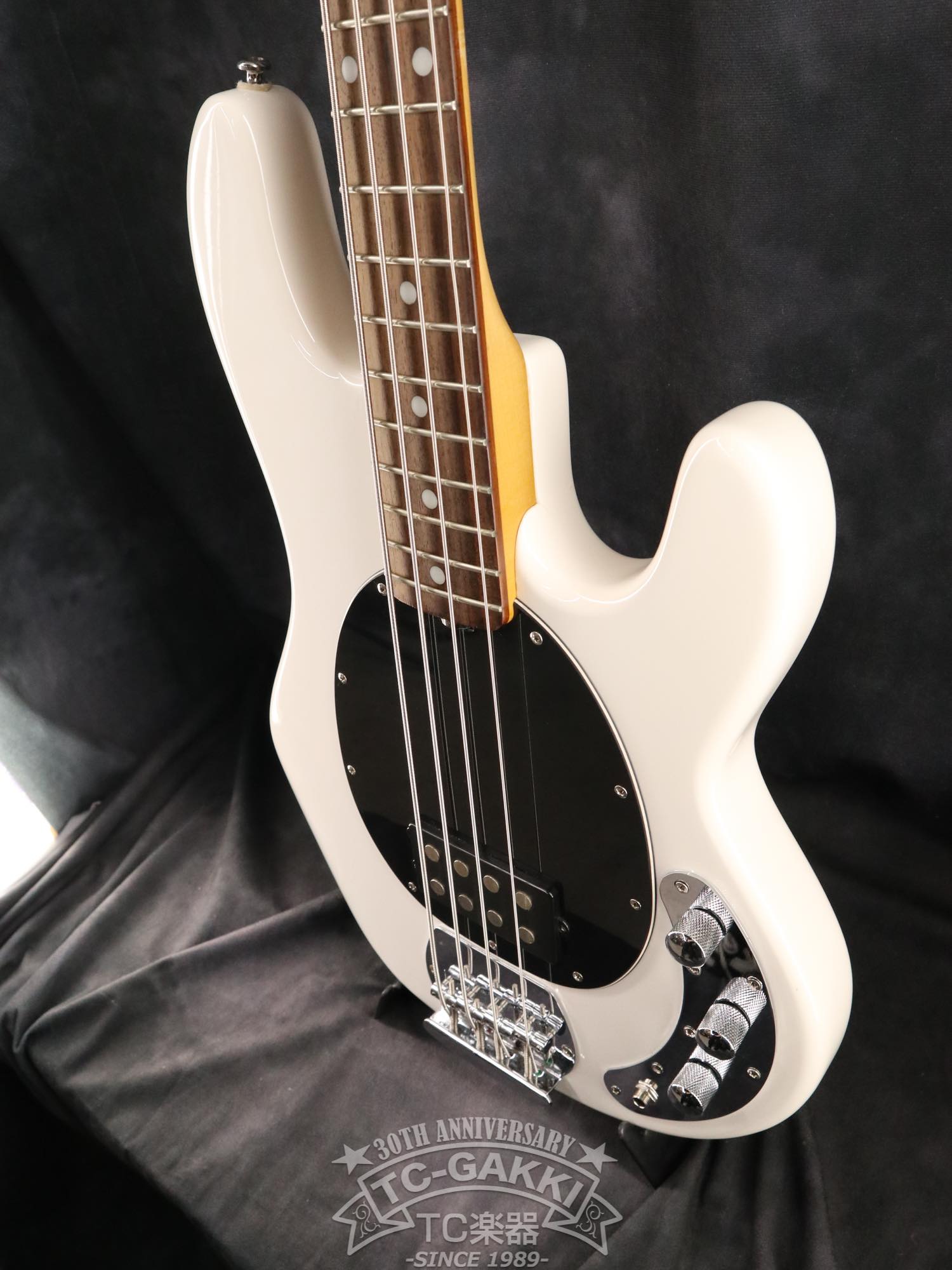 Sterling by MUSIC MAN SUB Ray4 - TC楽器 - TCGAKKI