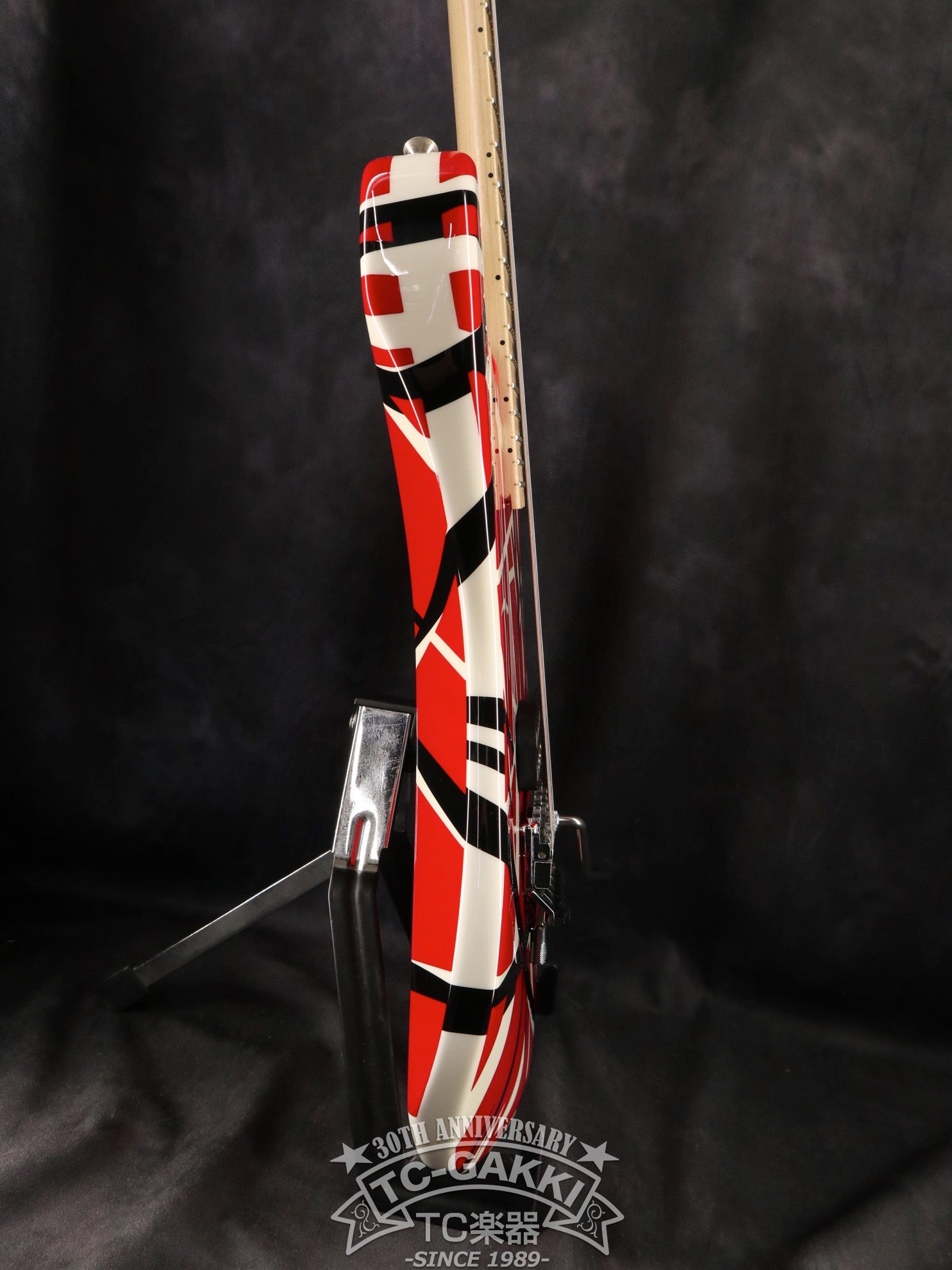 Striped Red with Black Stripes - TC楽器 - TCGAKKI