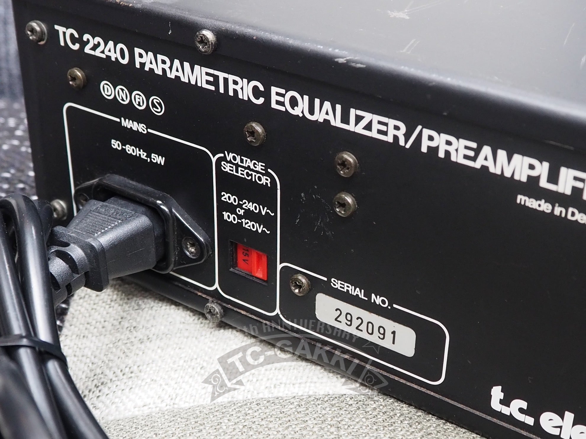 TC2240 PARAMETRIC EQUALIZER/PREAMPLIFIER - TC楽器 - TCGAKKI