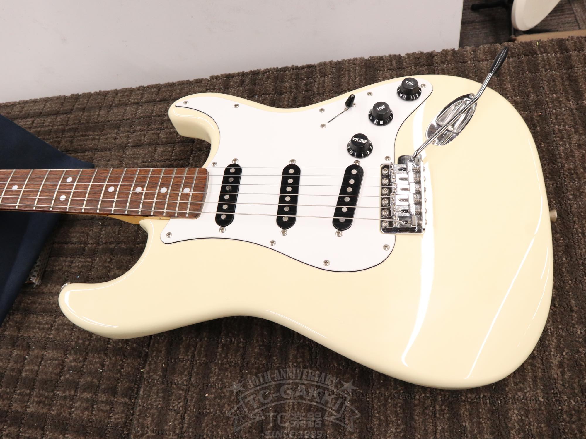 Fender Japan ST72-66US