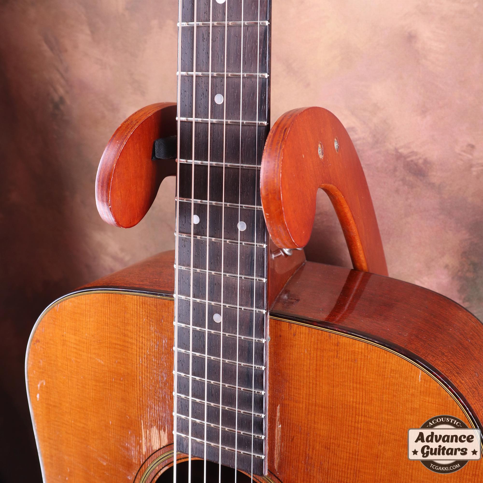 Mahogany Roaring] 1960 D-18