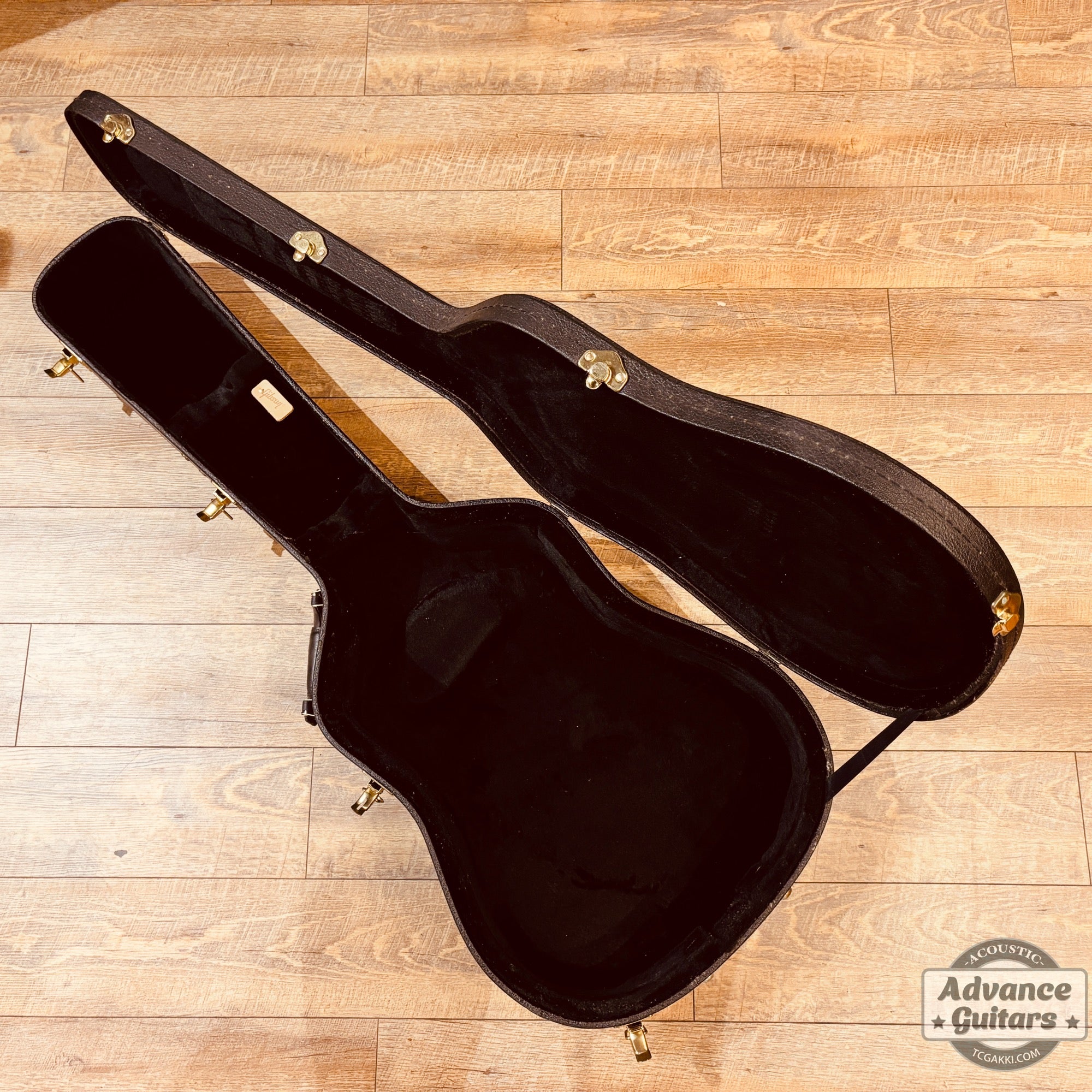 Gibson 2015年製 Hummingbird