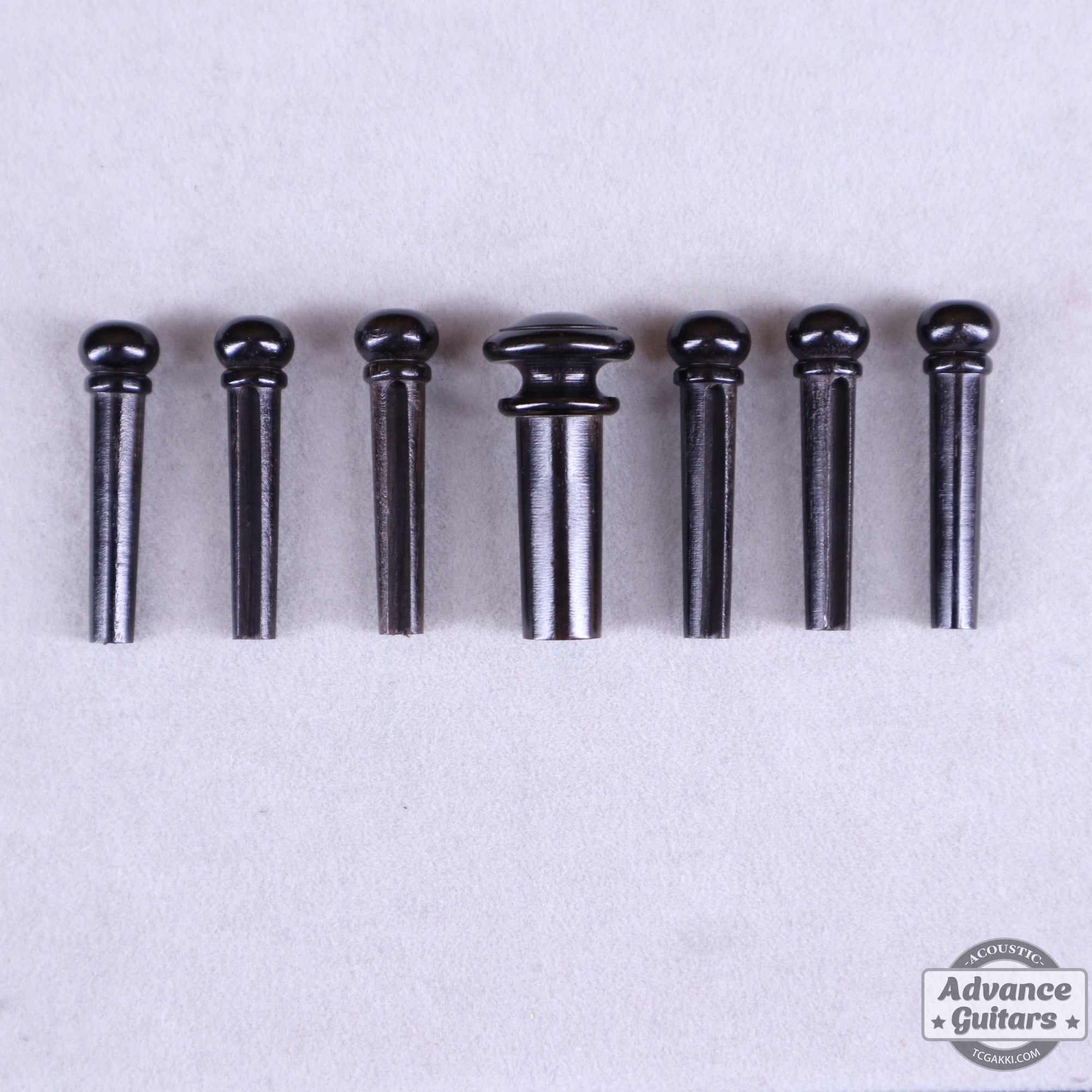 Preciso  Wood Bridge Pin & End Pin Set（Ebony & Abalone Dot）