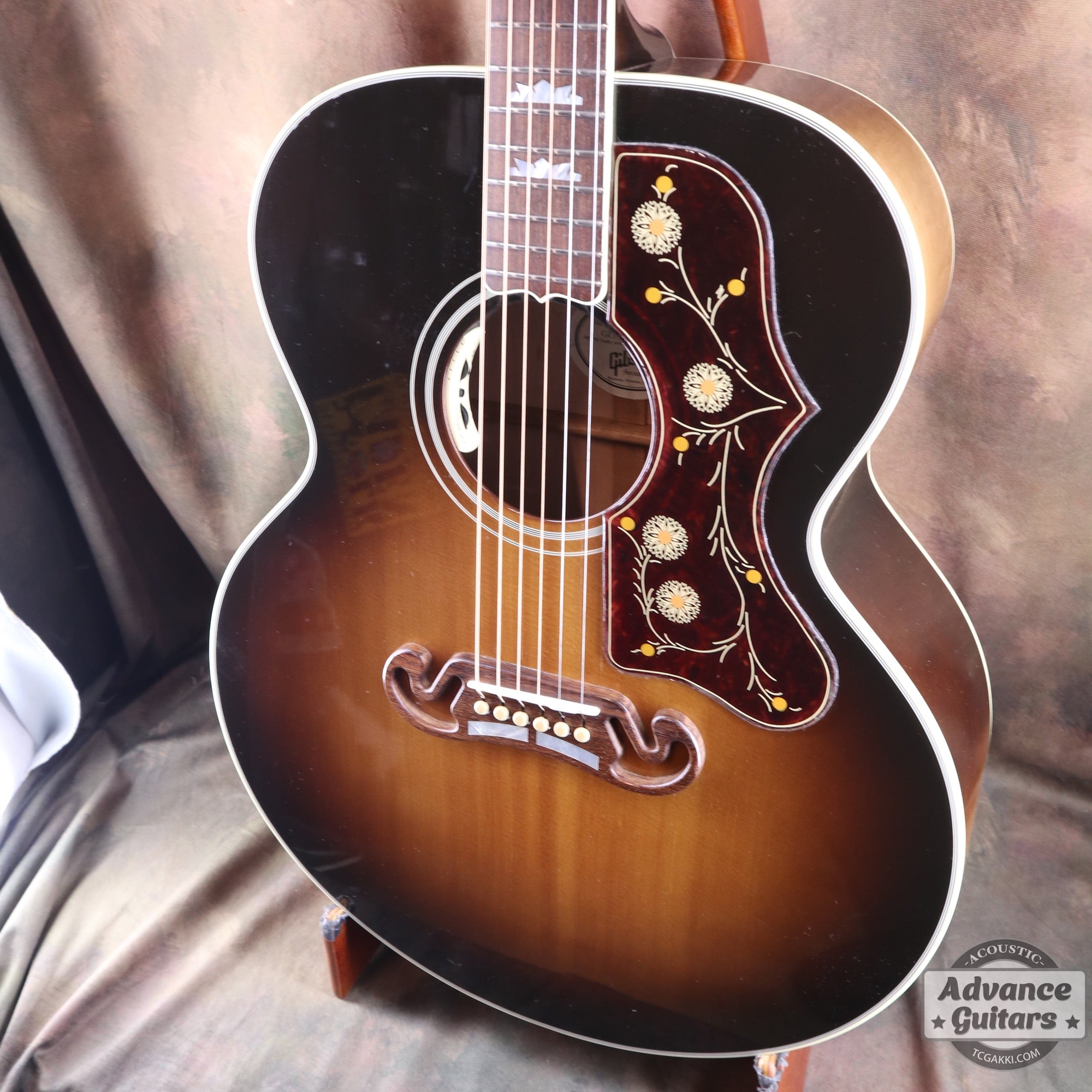 Gibson 2015年製 SJ-200 Standard