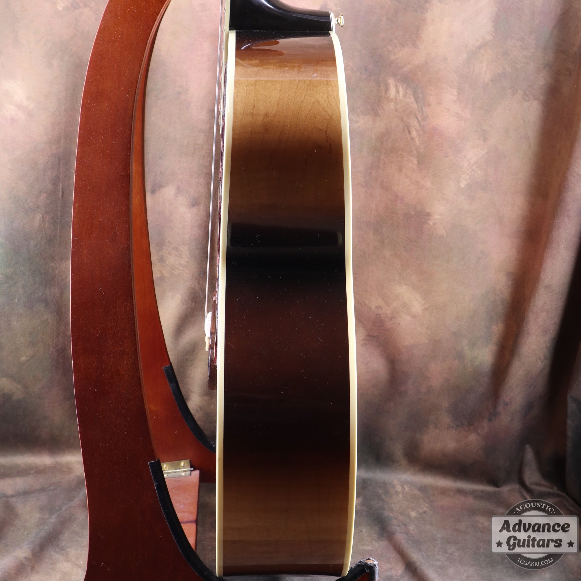 Gibson 2015年製 SJ-200 Standard