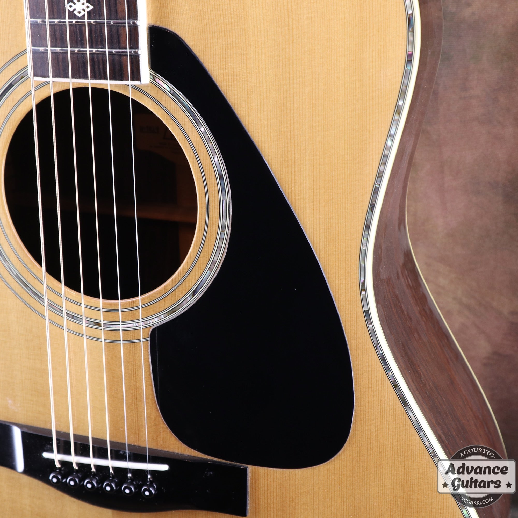 YAMAHA 1989 LL-15D