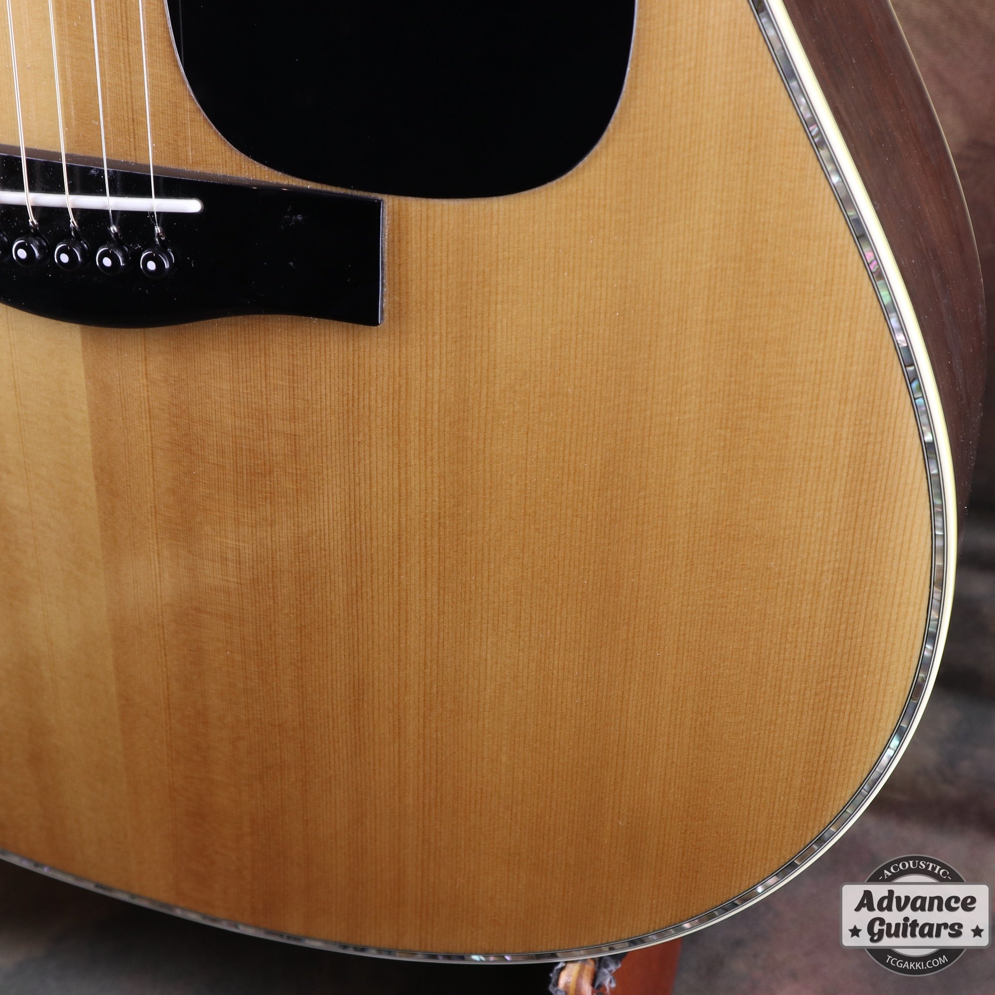 YAMAHA 1989 LL-15D