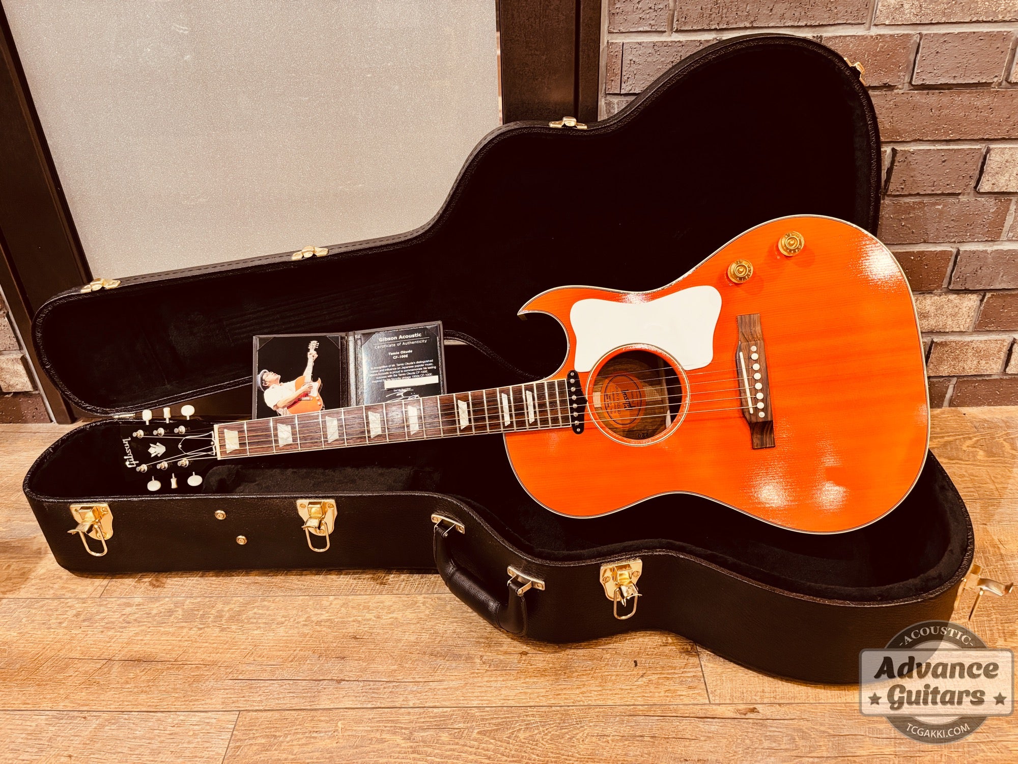 Gibson 2015年製 Tamio Okuda CF-100E