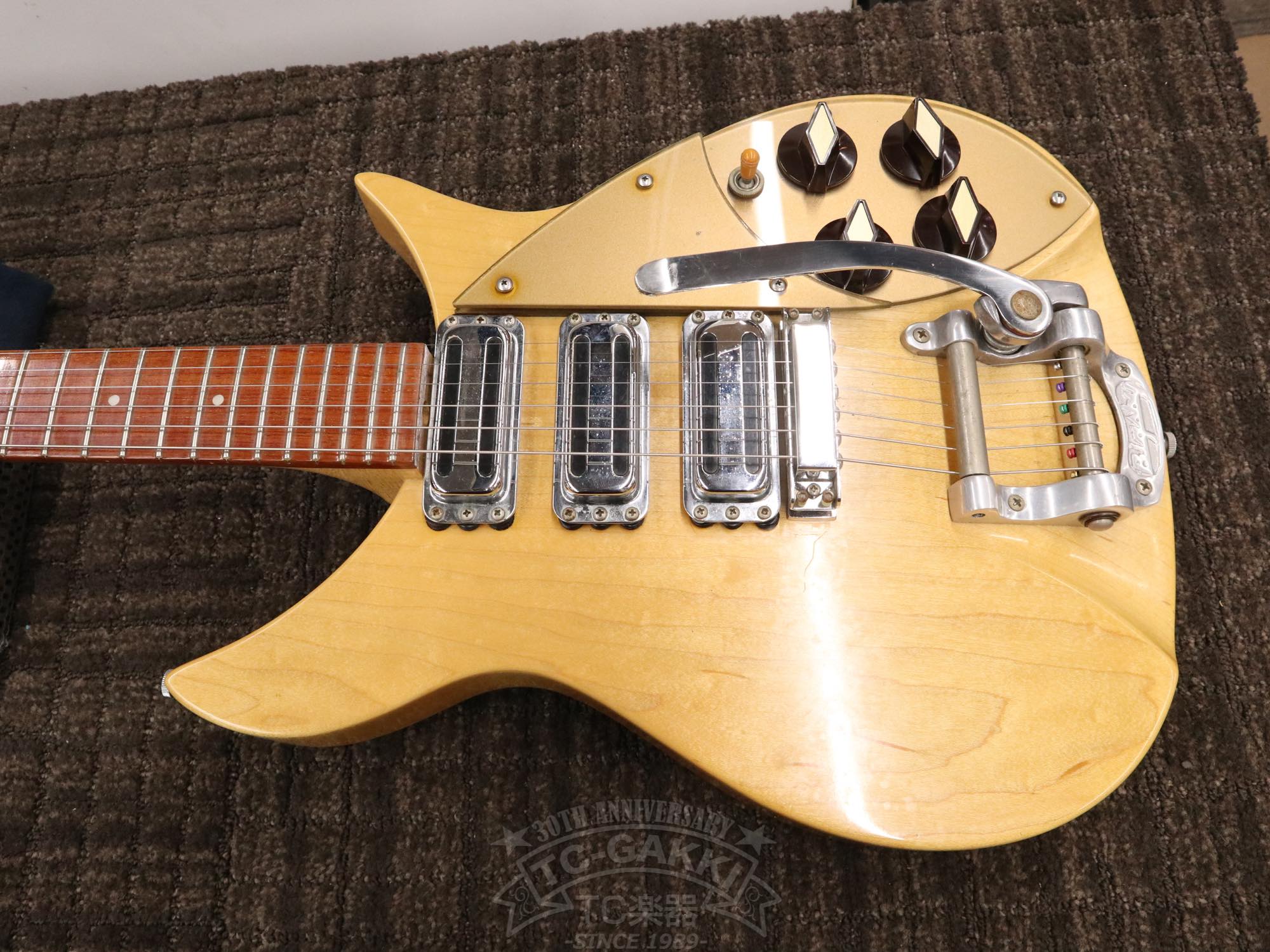 Rickenbacker 325V59