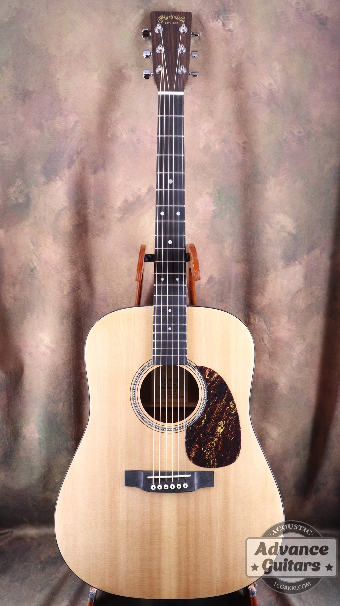 Martin 2004년산 D-16GT