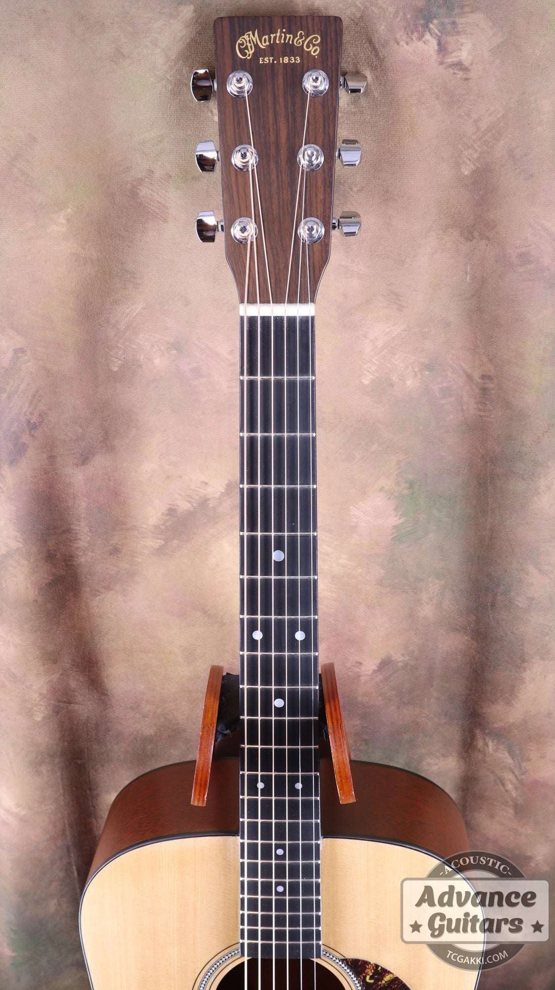 Martin 2004년산 D-16GT