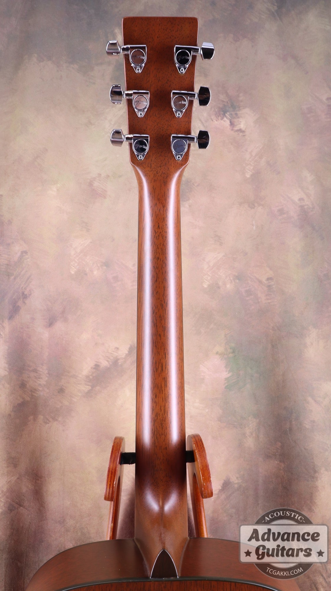 Martin 2004년산 D-16GT