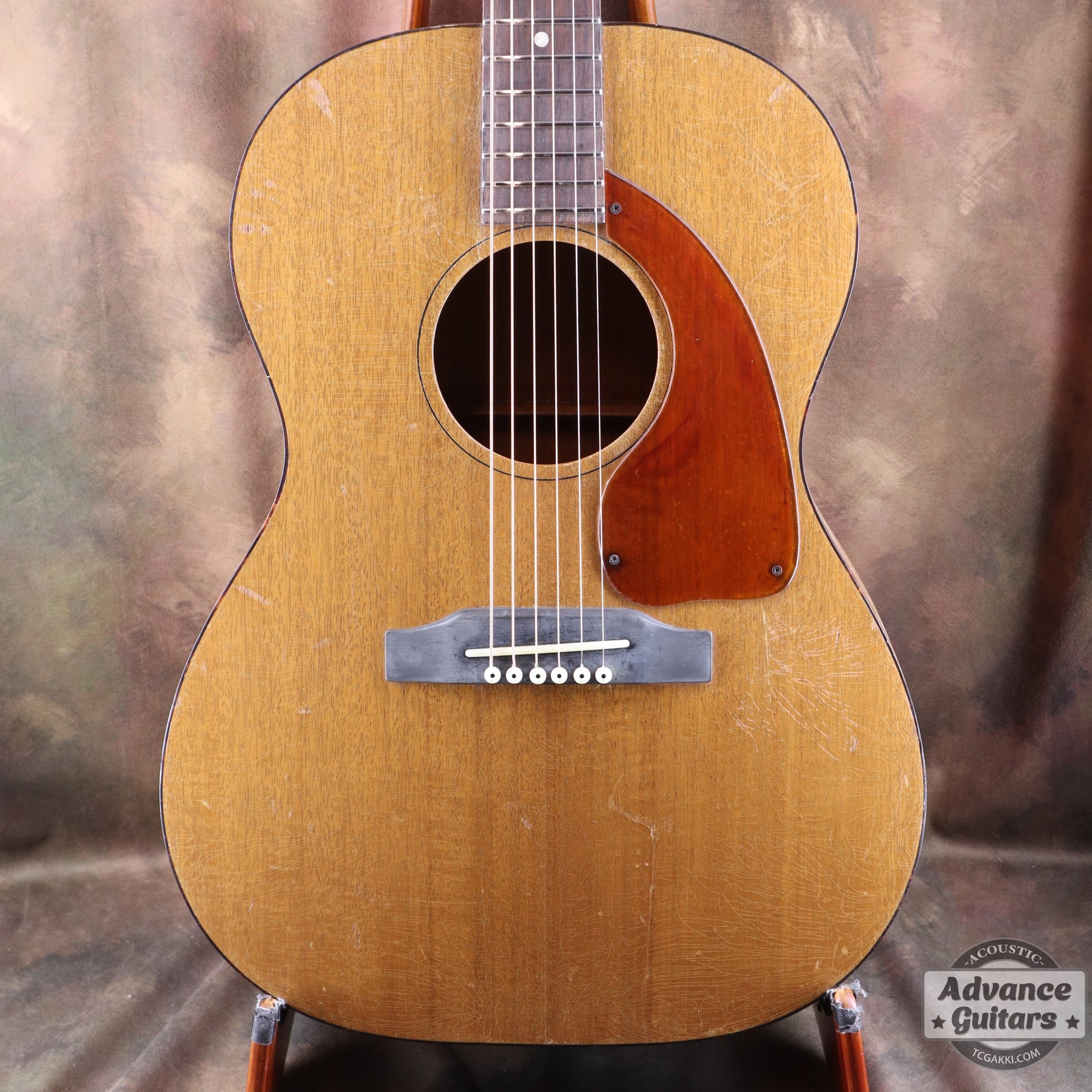 Gibson 1966年製 LG-0