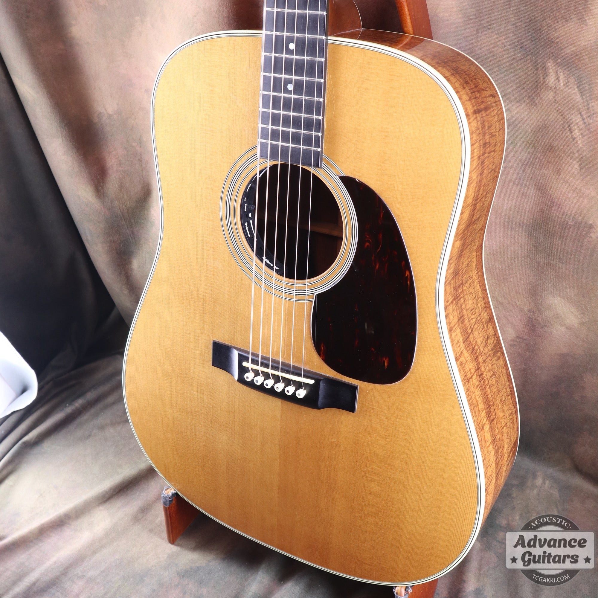 Martin 2001年製 CTM D-28 KOA