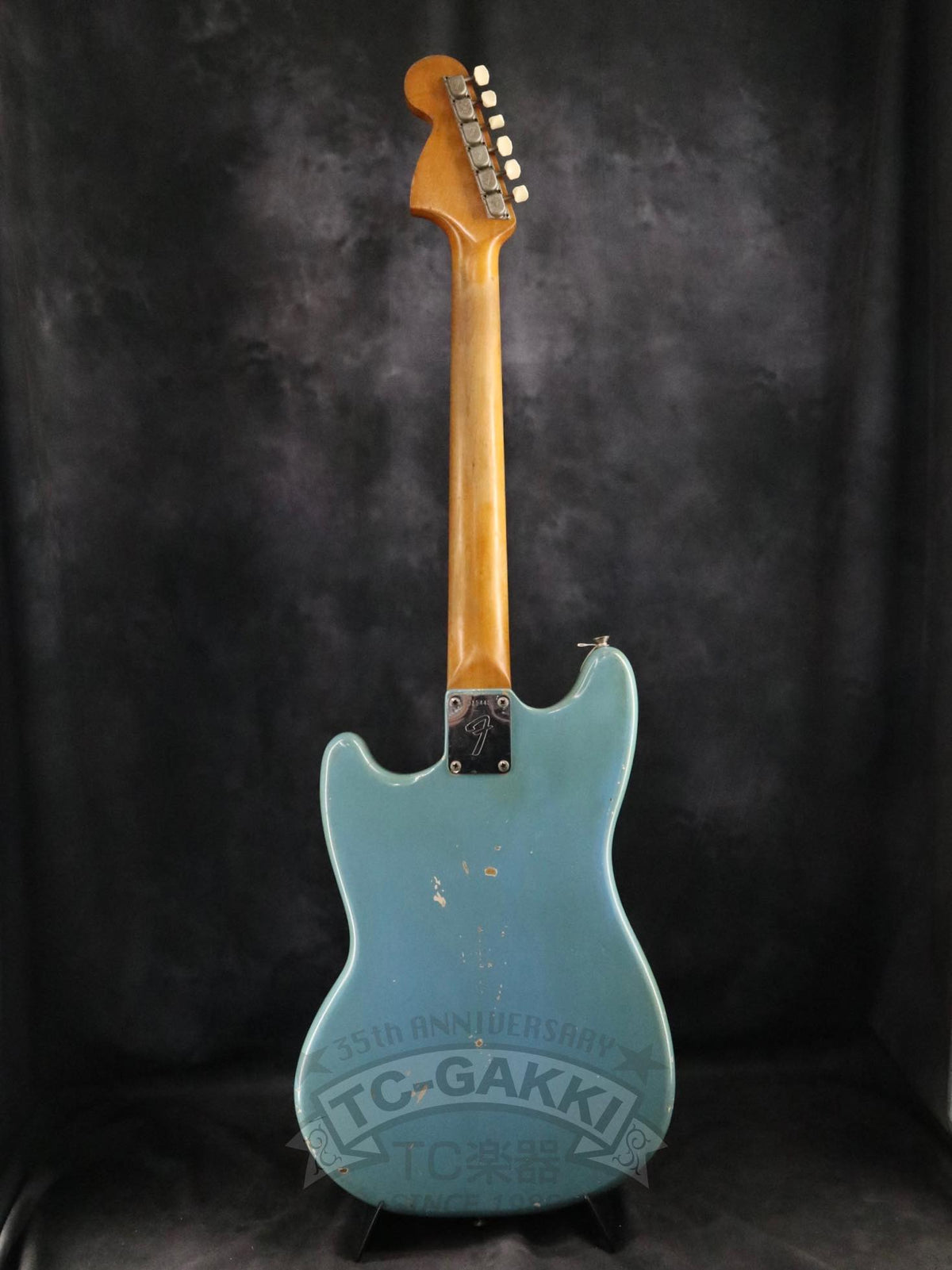 Fender 1966 Mustang Daphne Blue
