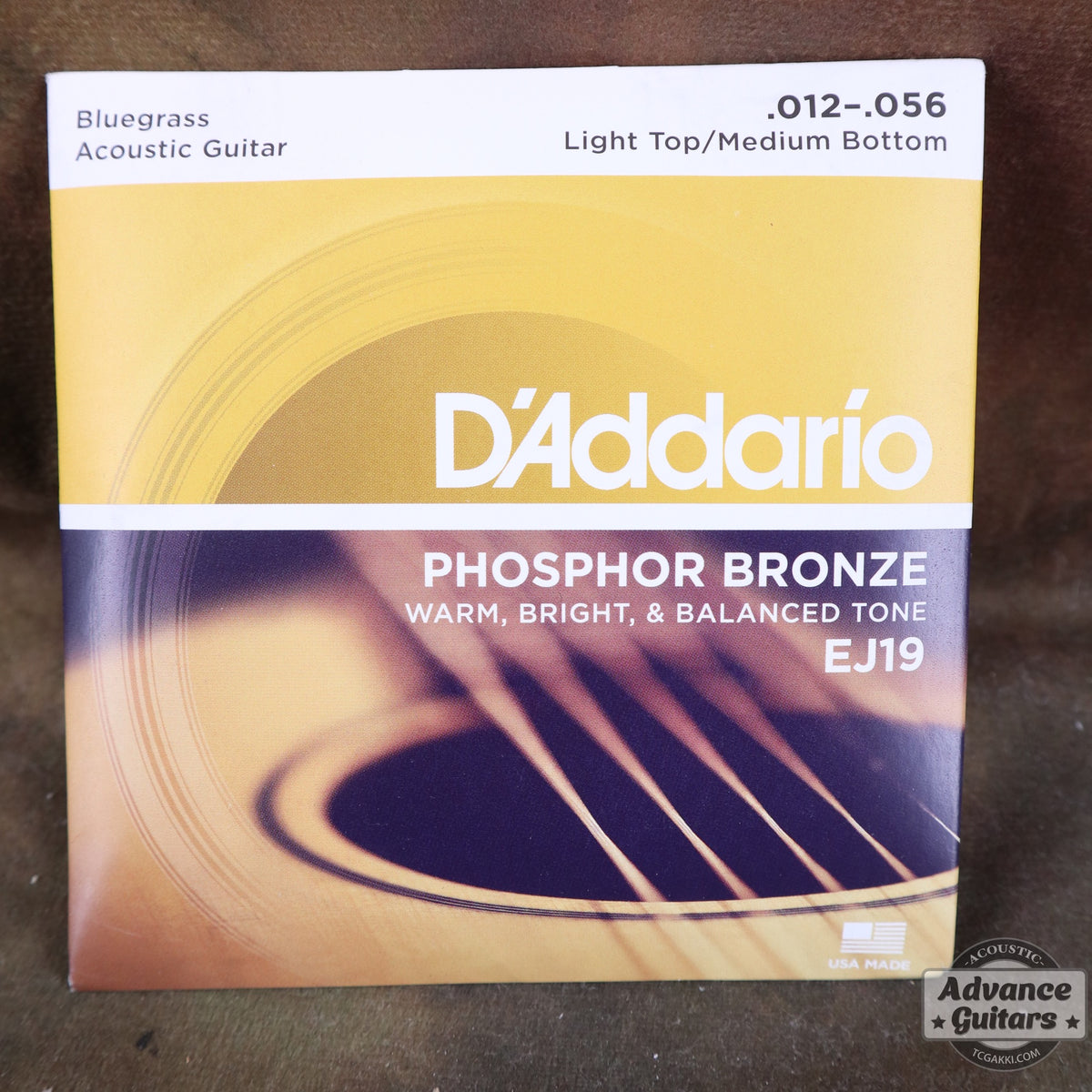 D'Addario / Phosphor Bronze, cordes supérieures légères / cordes inférieures moyennes EJ19