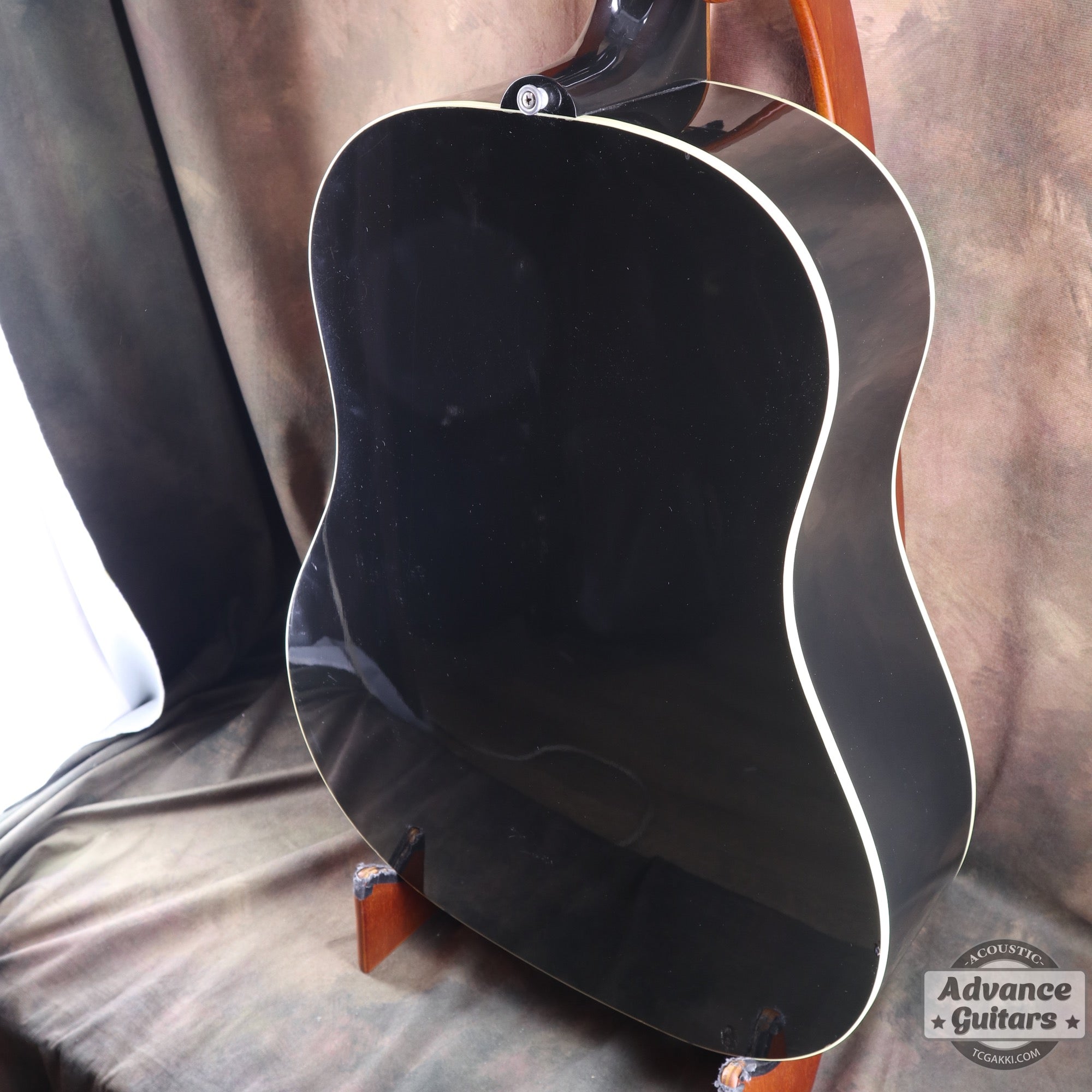 Gibson 2013年製 J-45 ADJ