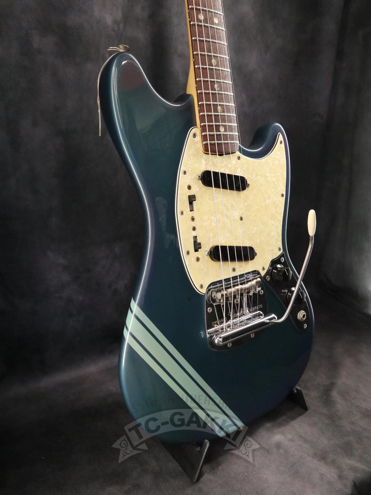 Fender 1969 Mustang Competition Burgundy 