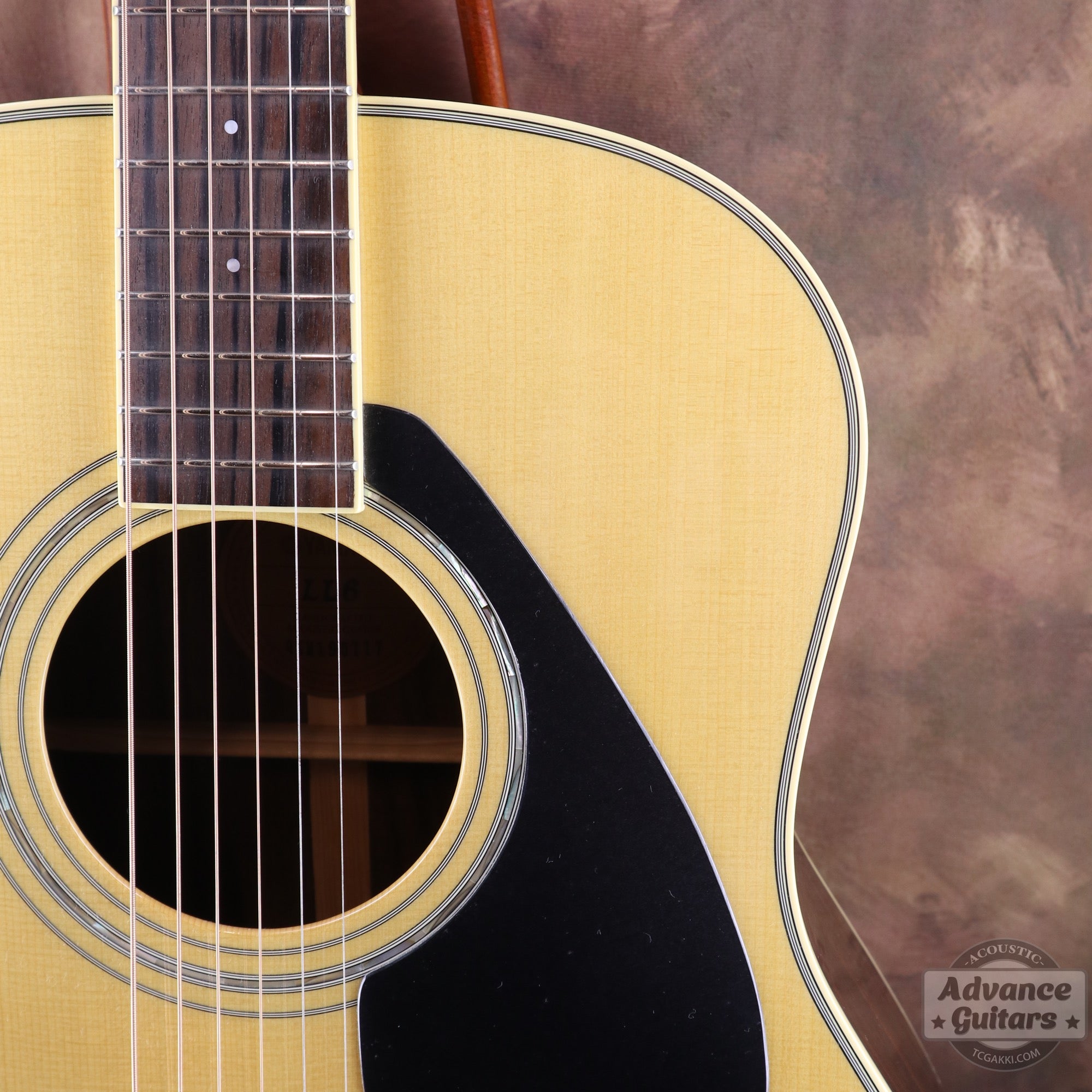 YAMAHA LL6