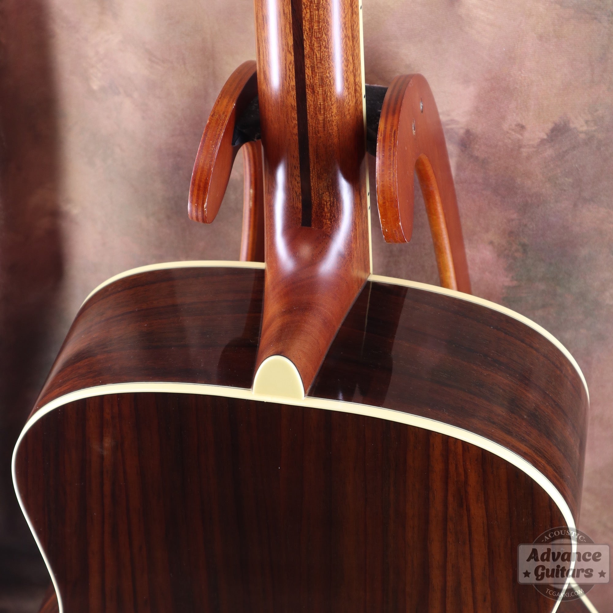 YAMAHA LL6
