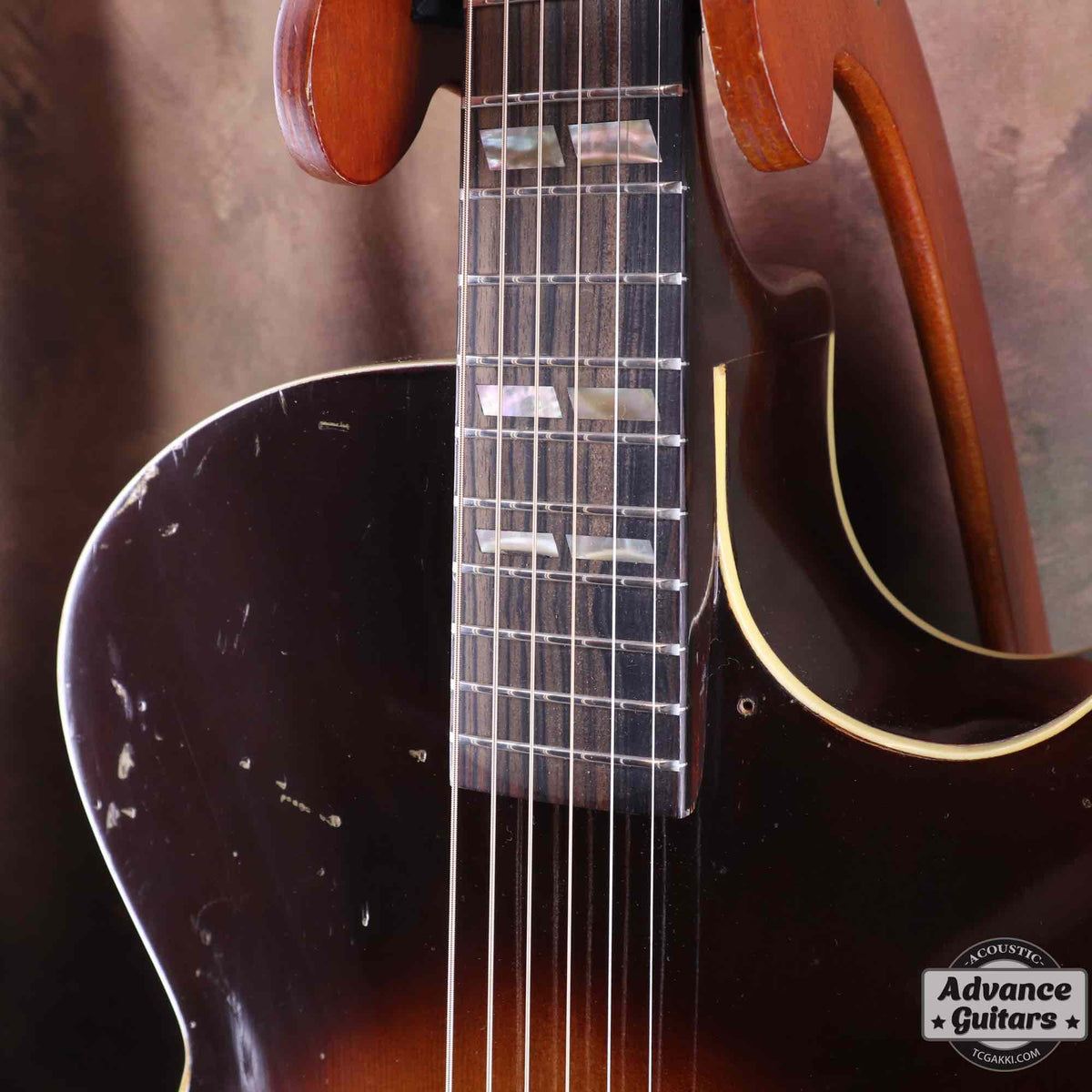 Chaki 1970s P-2