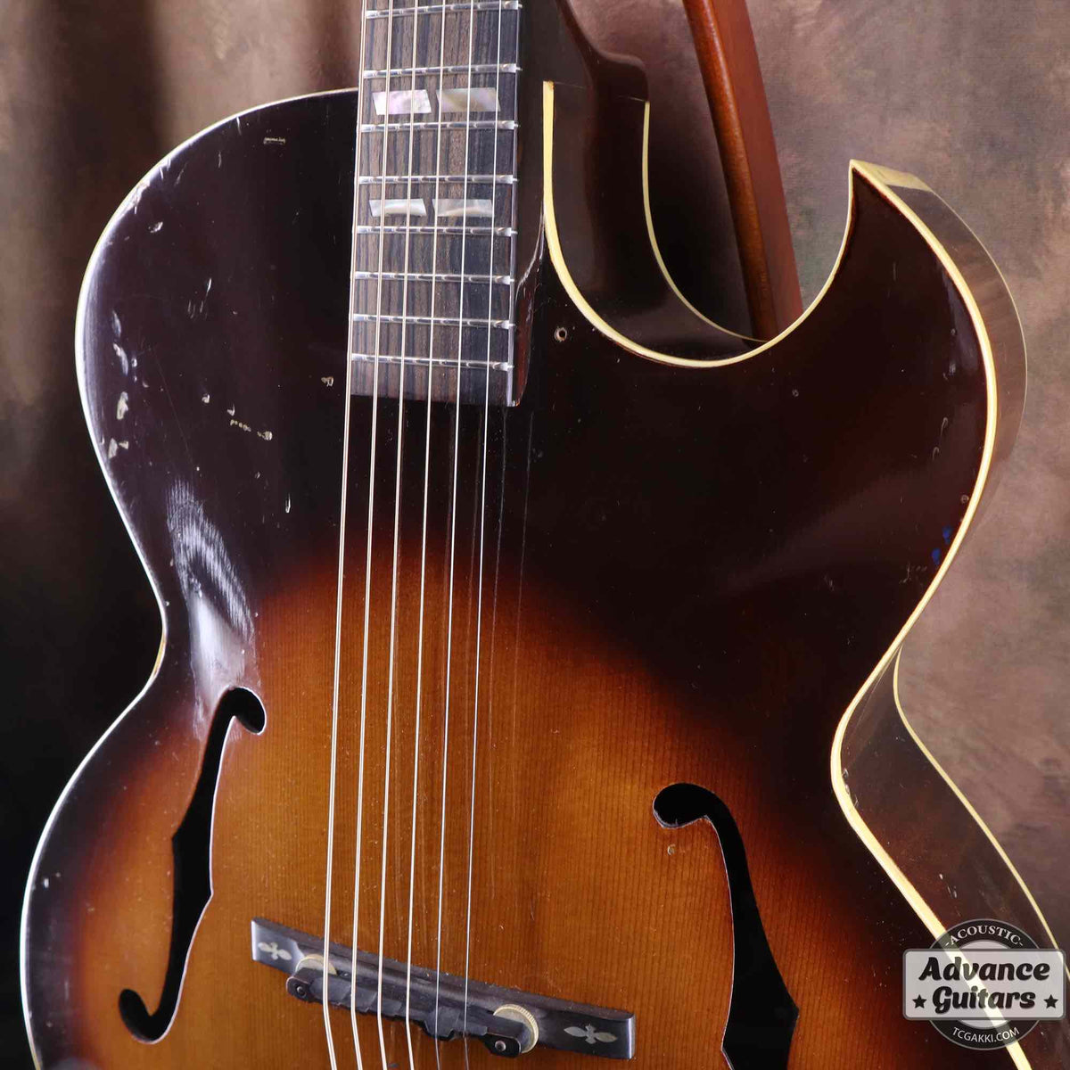 Chaki 1970s P-2