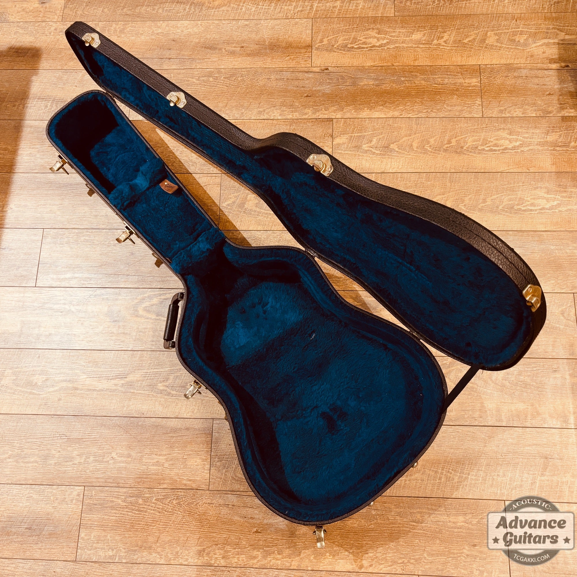 2006年製 Gibson J-45
