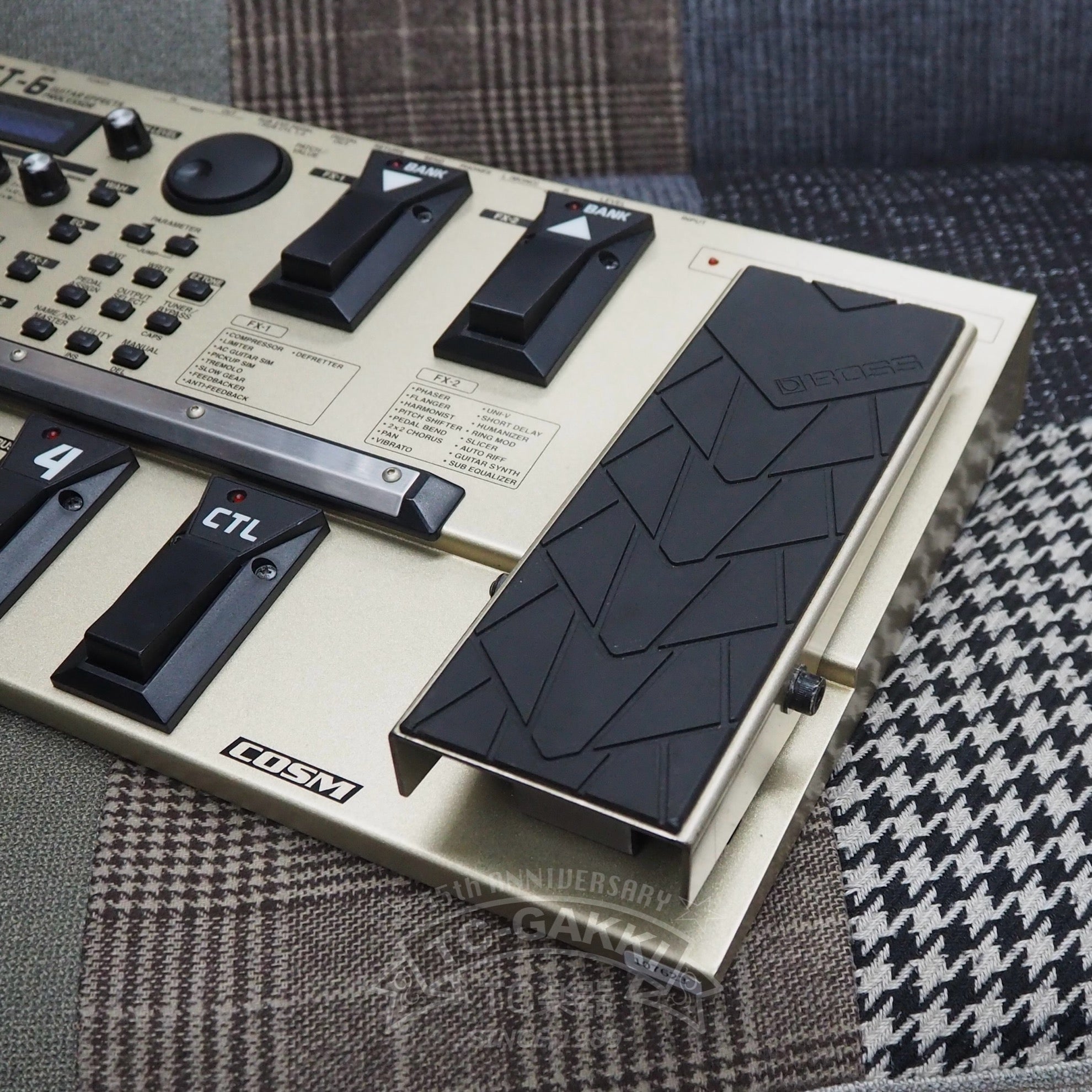 BOSS GT-6 GUITAR EFFECTS PROCESSOR