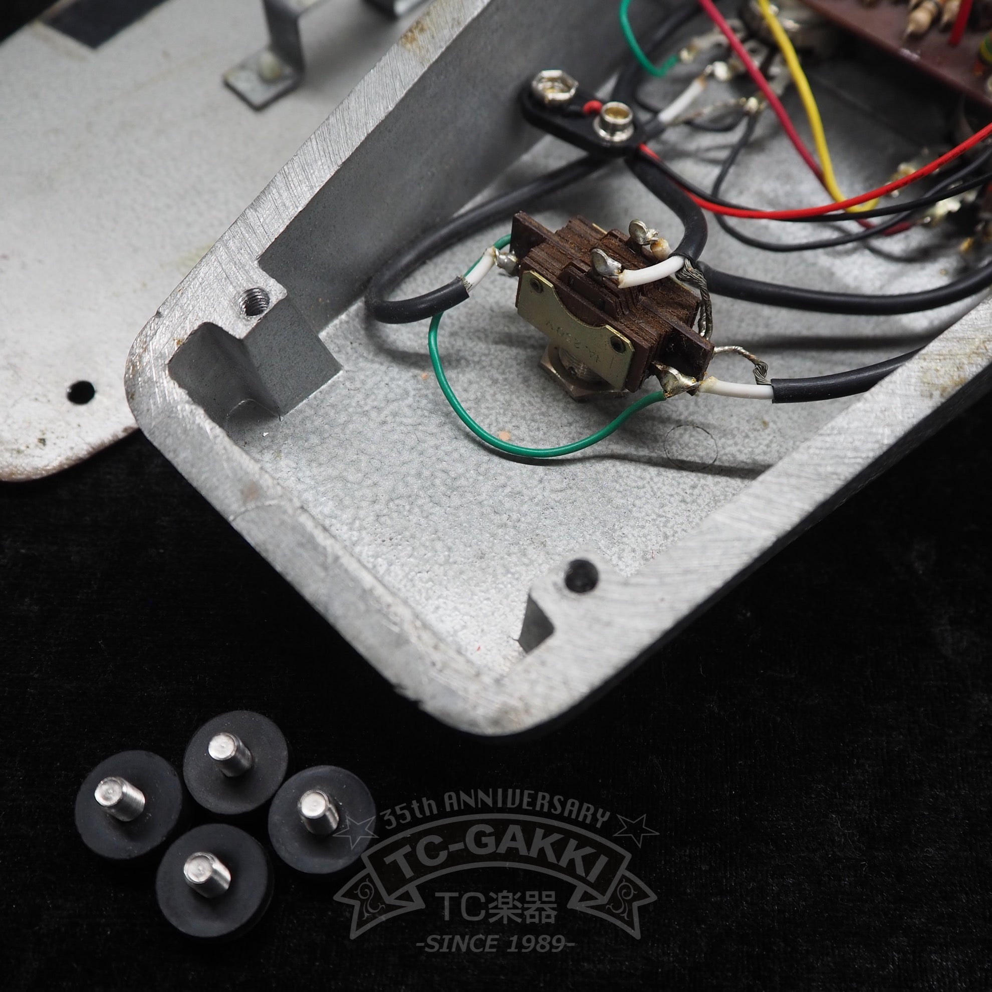 TONE BENDER (V828/GRAY) - TC楽器 - TCGAKKI