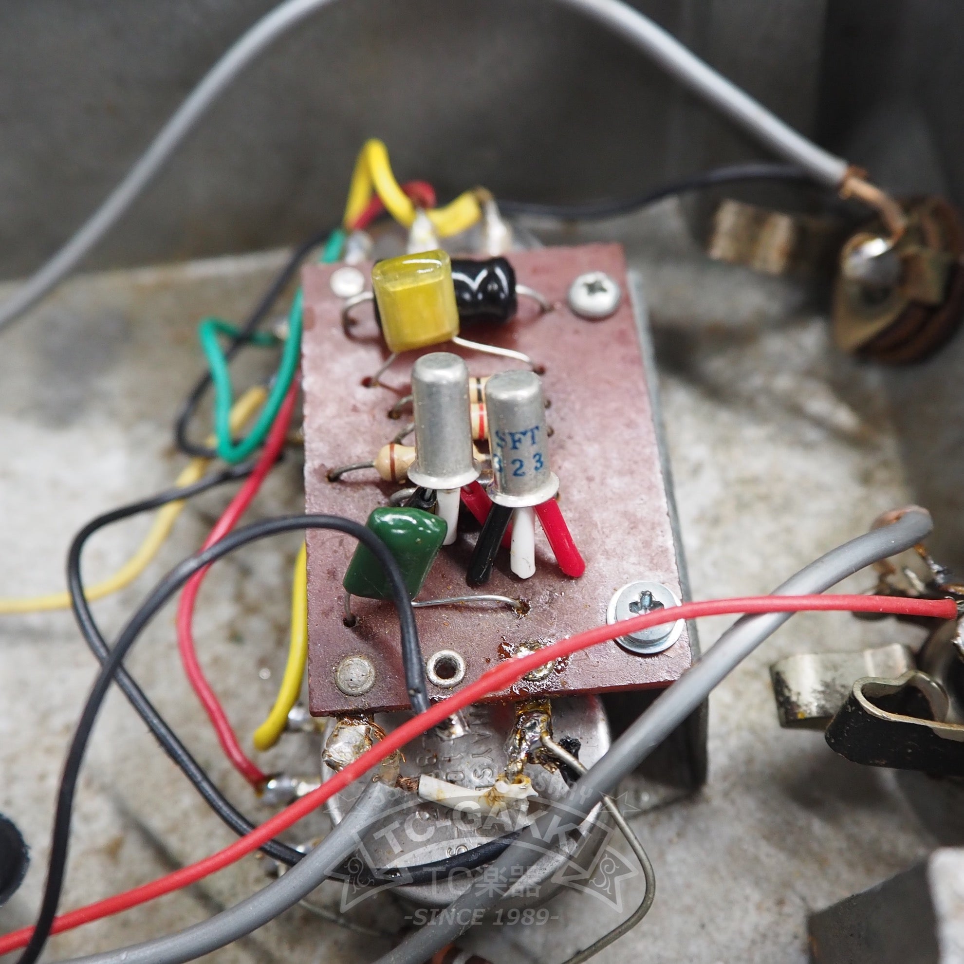 TONE BENDER (V828/GRAY) - TC楽器 - TCGAKKI