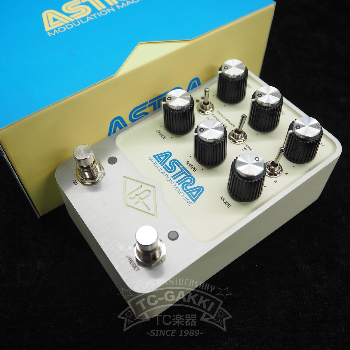 UNIVERSAL AUDIO ASTRA Modulation Machine - TC楽器 - TCGAKKI