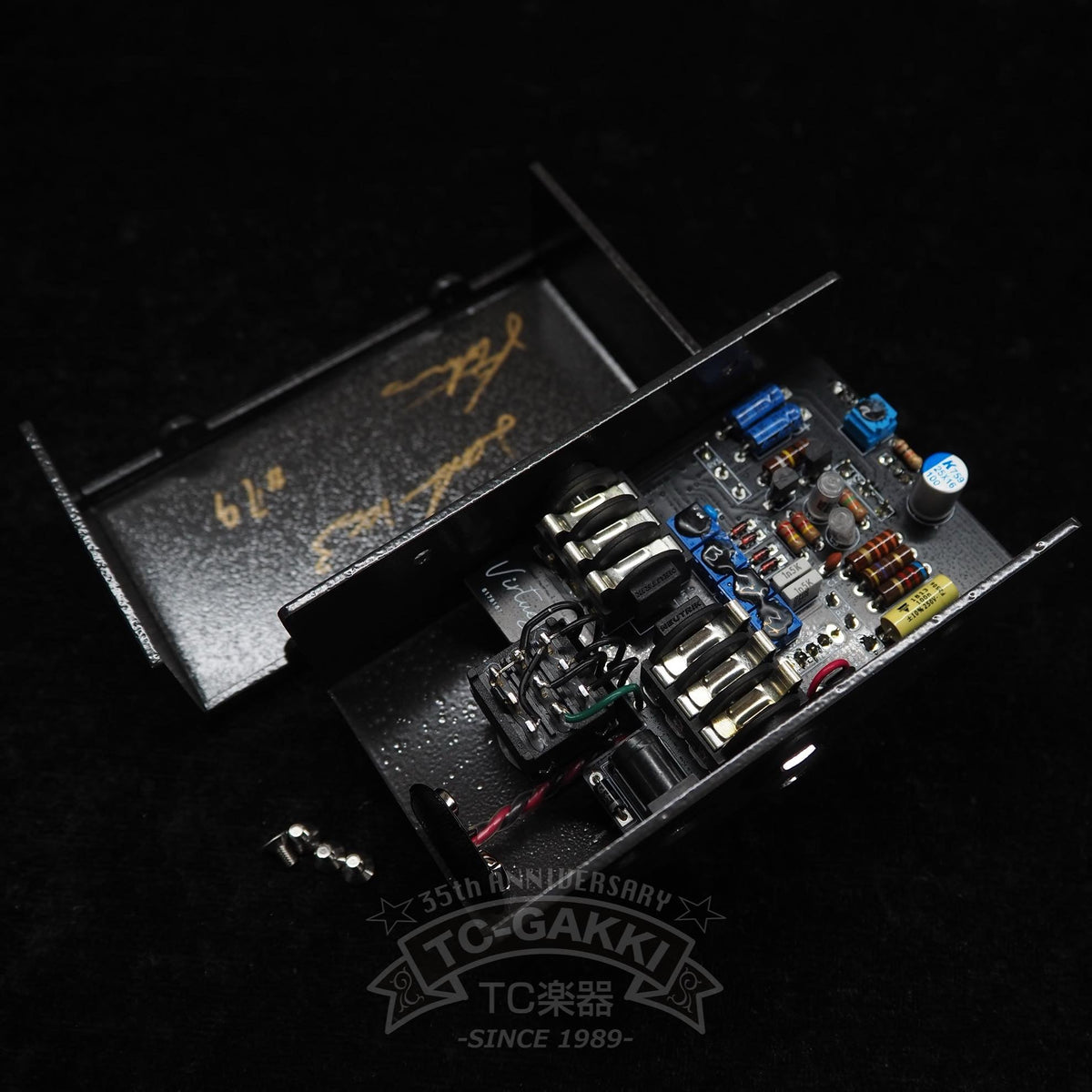 VIRTUES Lander CULT Limited “iss.3” - TC楽器 - TCGAKKI