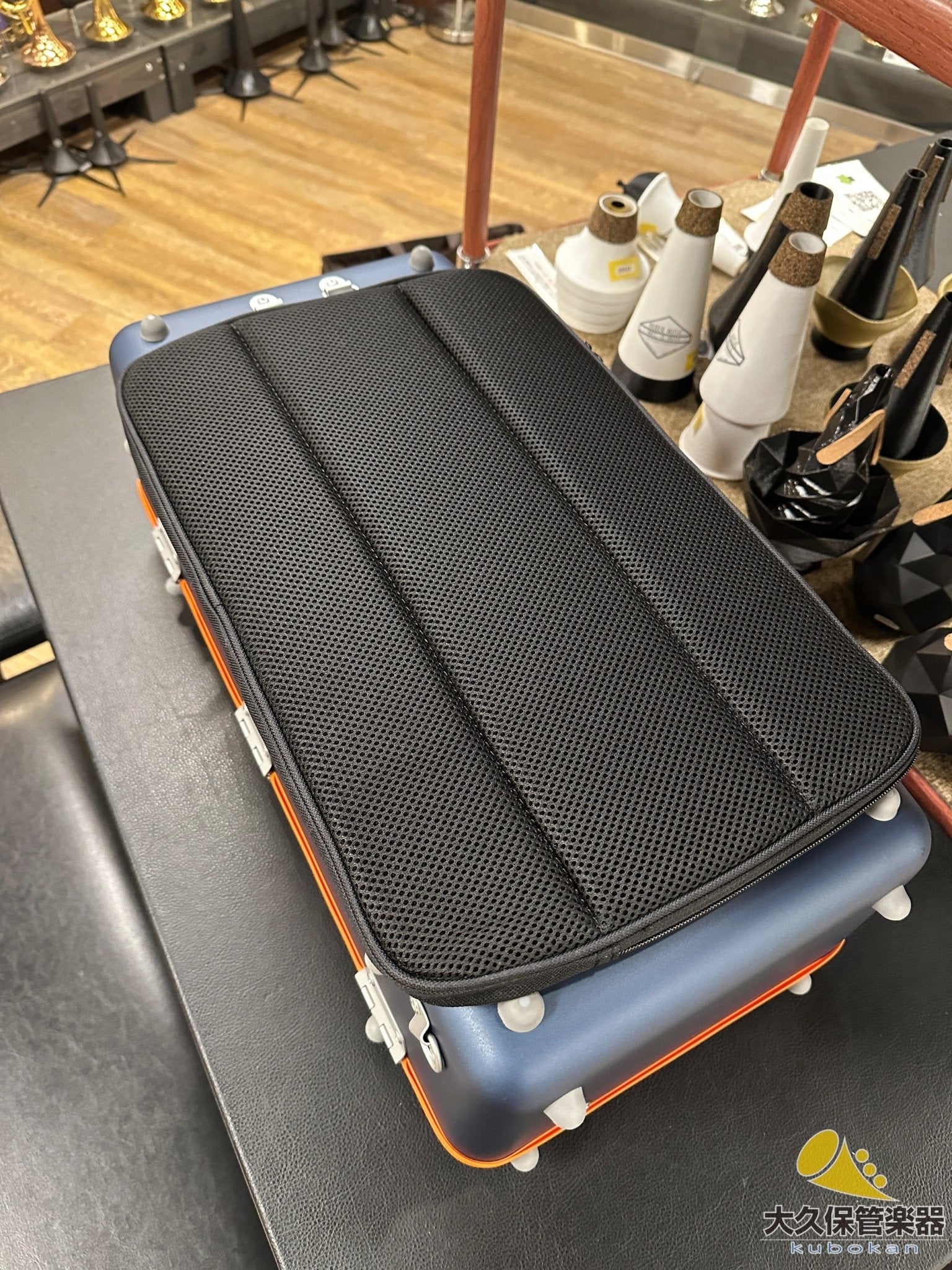 Wahnsinn Case【トランペット・トリプル】カラーカーボン/マット・ブルー