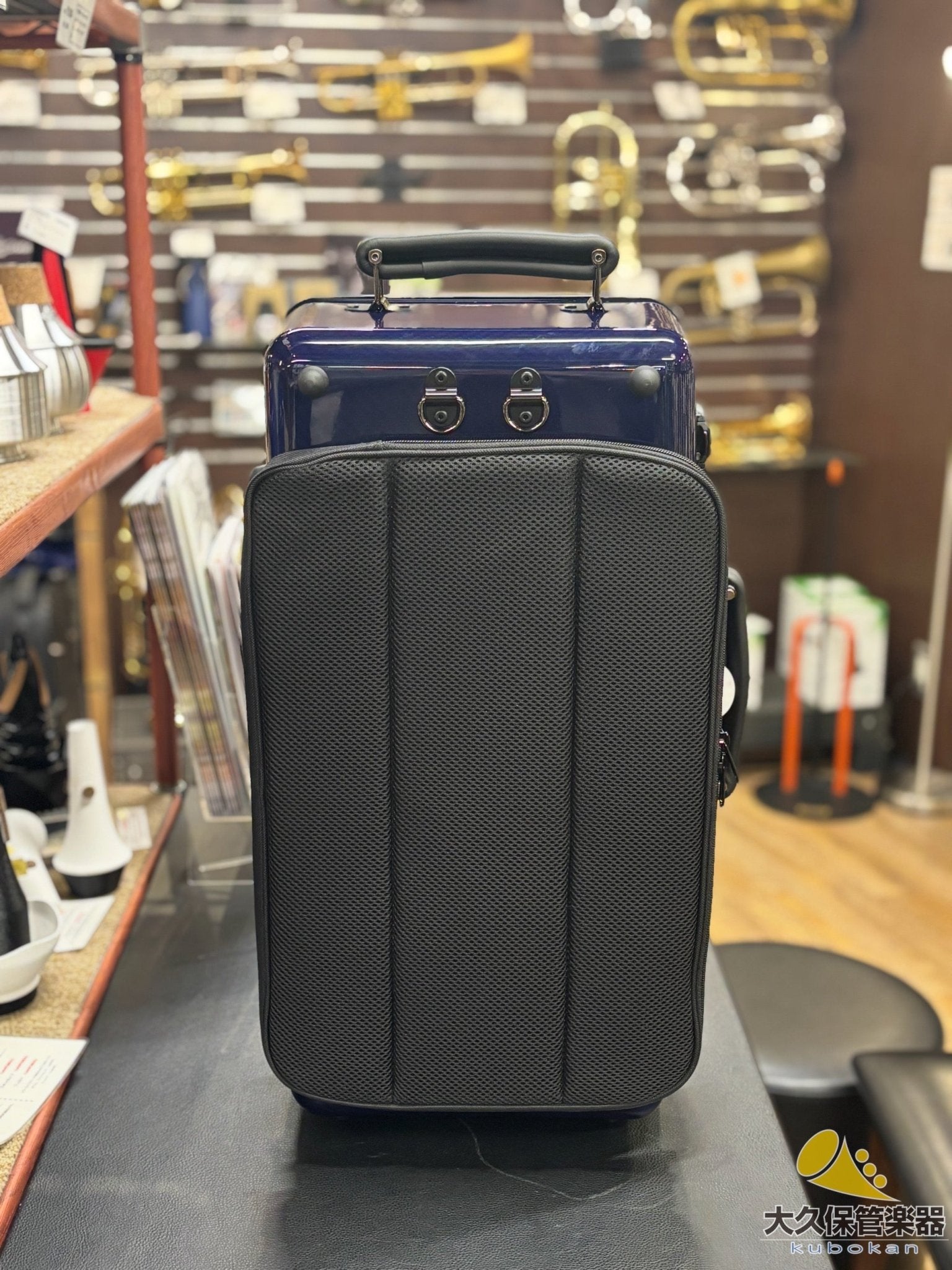 Wahnsinn Case【トランペット・トリプル】3Kナチュラルカーボン/ダークブルー - TC楽器 - TCGAKKI