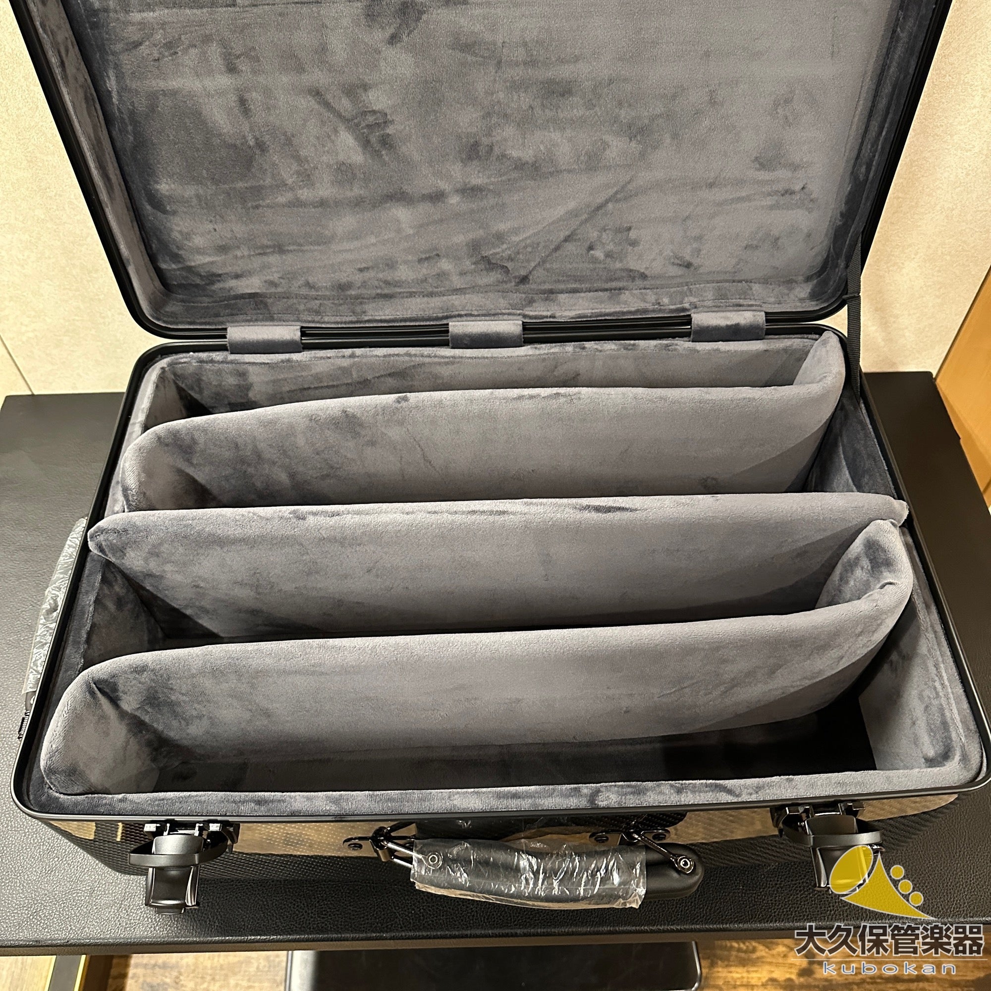 Wahnsinn Case【Trumpet Quad】3K Natural Carbon/Black