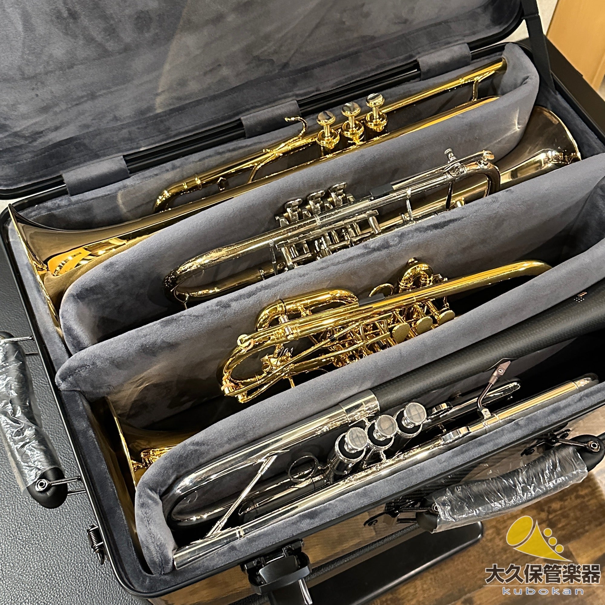 Wahnsinn Case【Trumpet Quad】3K Natural Carbon/Black Wahnsinn Case【Trumpet Quad】3K Natural Carbon/Black