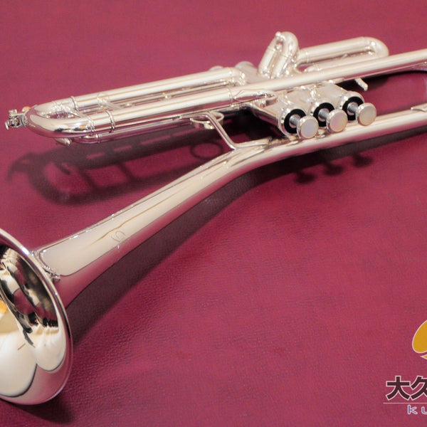 xeno-ii-ytr-8335ugs-upturned-