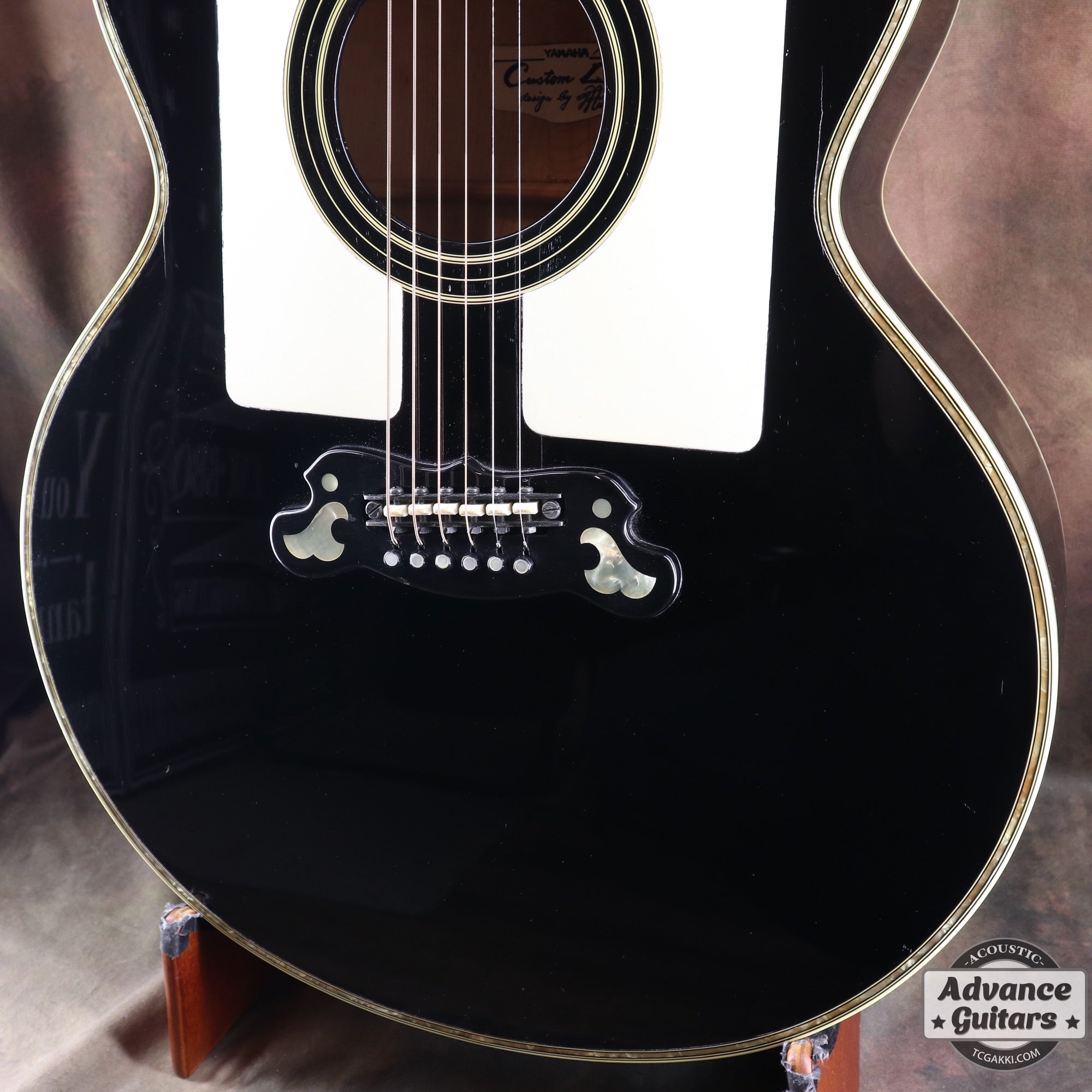 YAMAHA 1978年製 L-52 Custom - TC楽器 - TCGAKKI