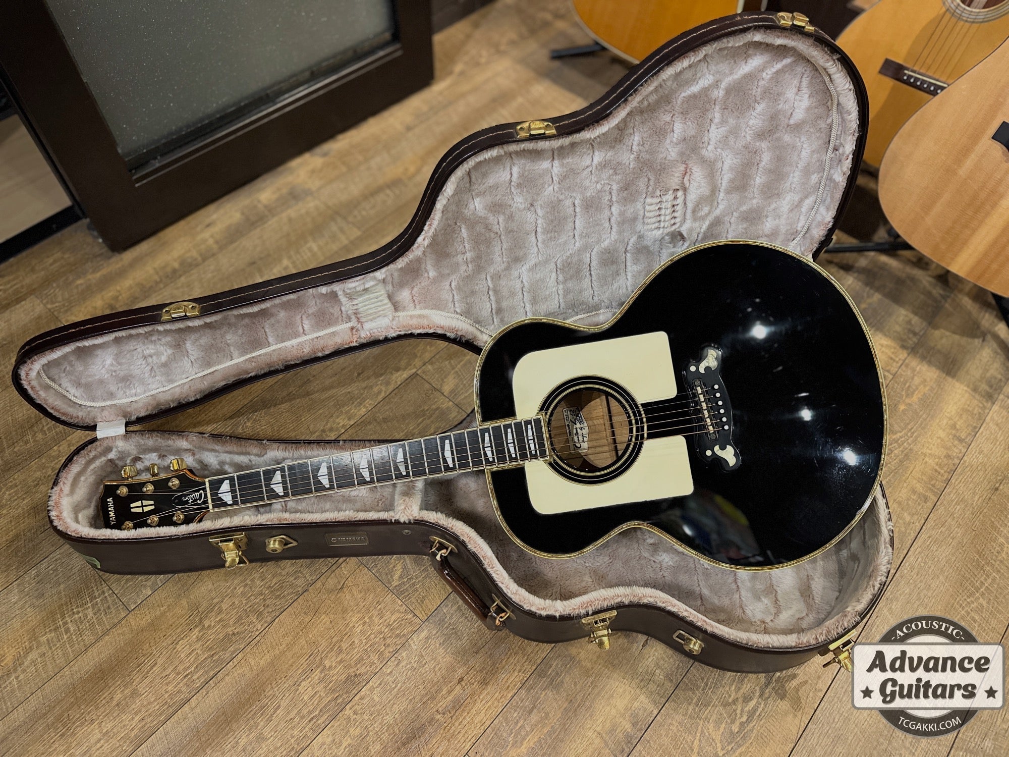 YAMAHA 1978年製 L-52 Custom - TC楽器 - TCGAKKI