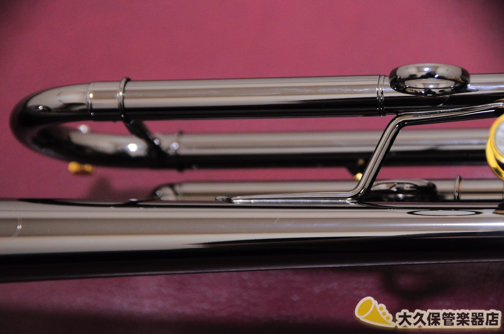 クイーン・ブラス “ZORRO”MODEL II Black Nickel Plated (新品)
