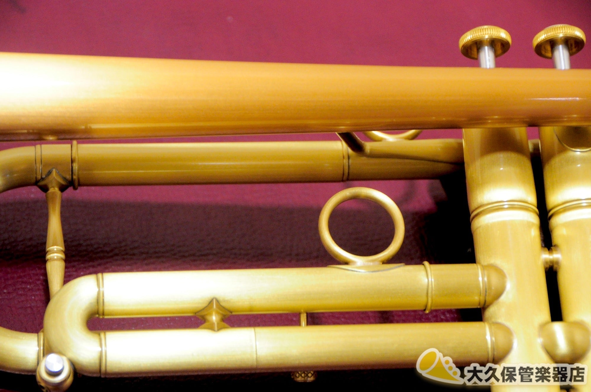 クイーン・ブラス “ZORRO”MODEL II Satin Lacquer Red Brass Bell (新品) - TC楽器 - TCGAKKI