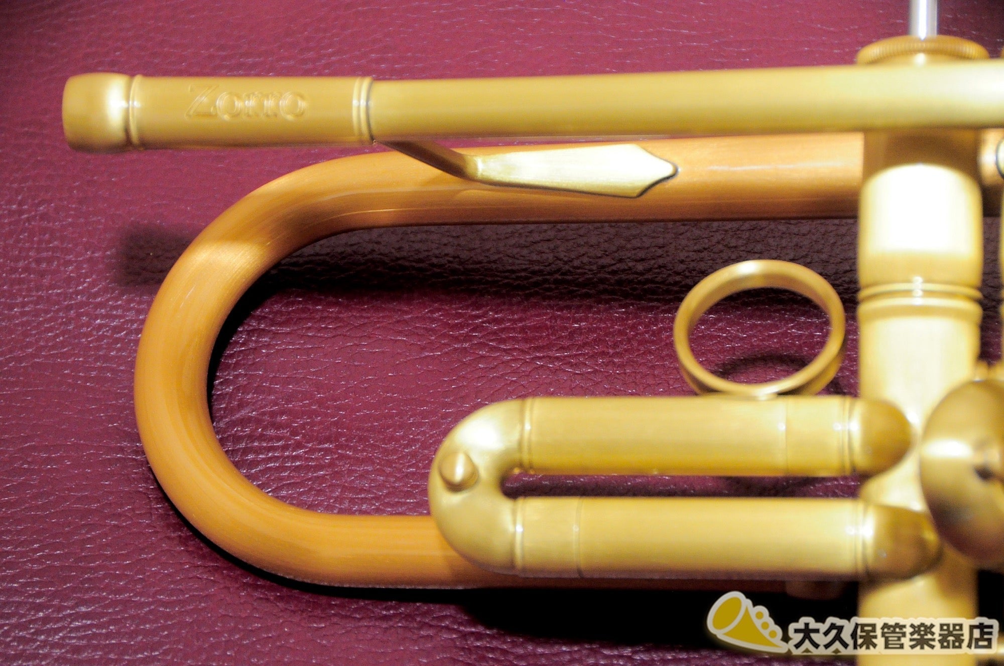 クイーン・ブラス “ZORRO”MODEL II Satin Lacquer Red Brass Bell (新品) - TC楽器 - TCGAKKI