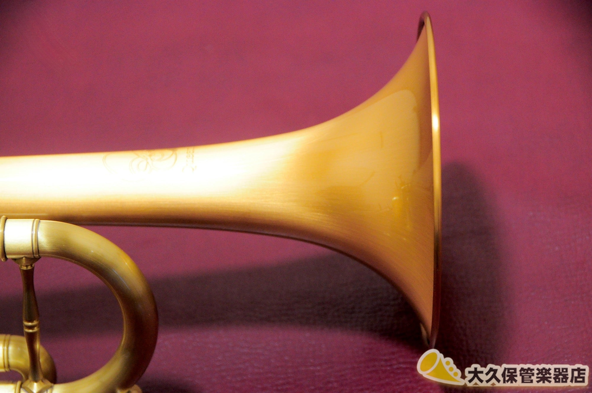 クイーン・ブラス “ZORRO”MODEL II Satin Lacquer Red Brass Bell (新品) - TC楽器 - TCGAKKI