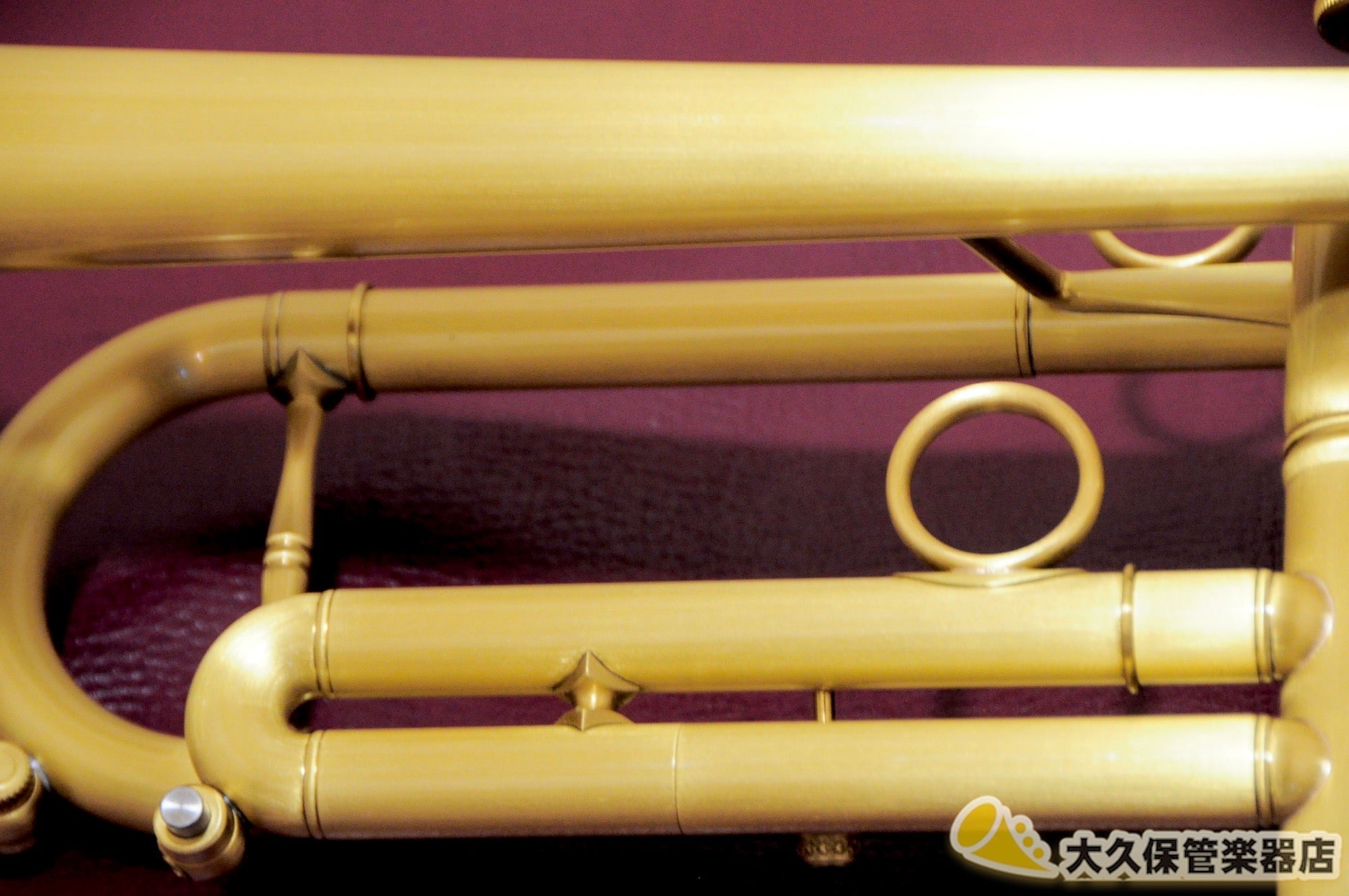 クイーン・ブラス “ZORRO”MODEL II Satin Lacquer Yellow Brass Bell