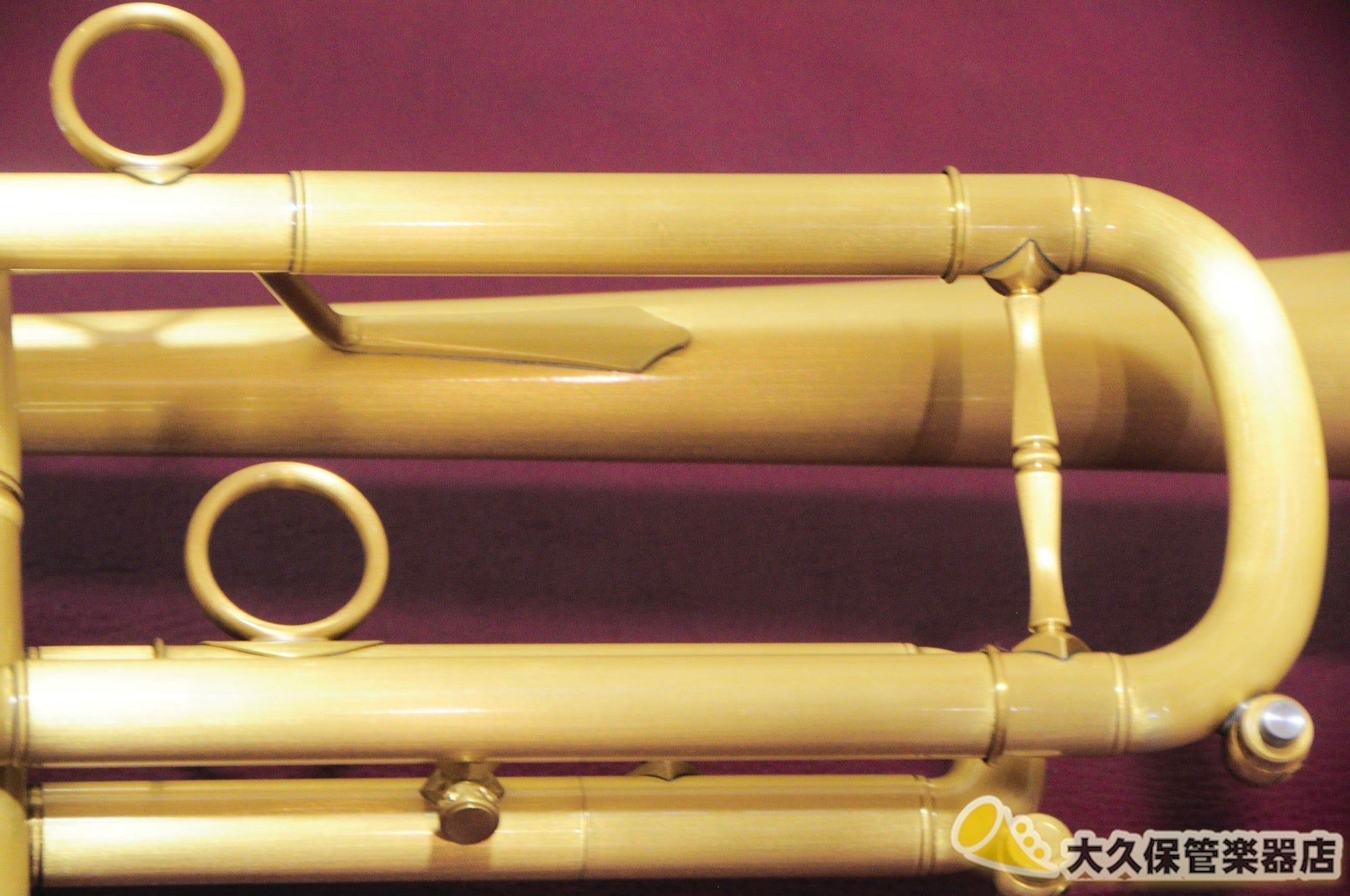 クイーン・ブラス “ZORRO”MODEL II Satin Lacquer Yellow Brass Bell (新品) - TC楽器 - TCGAKKI