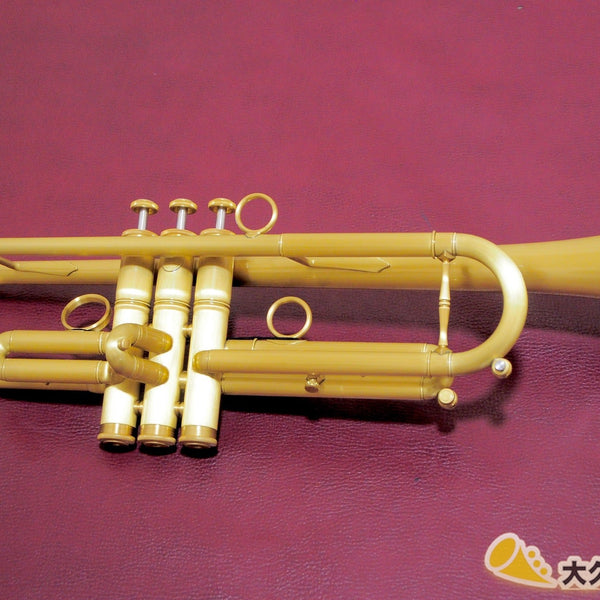 クイーン・ブラス “ZORRO”MODEL II Satin Lacquer Yellow Brass Bell 