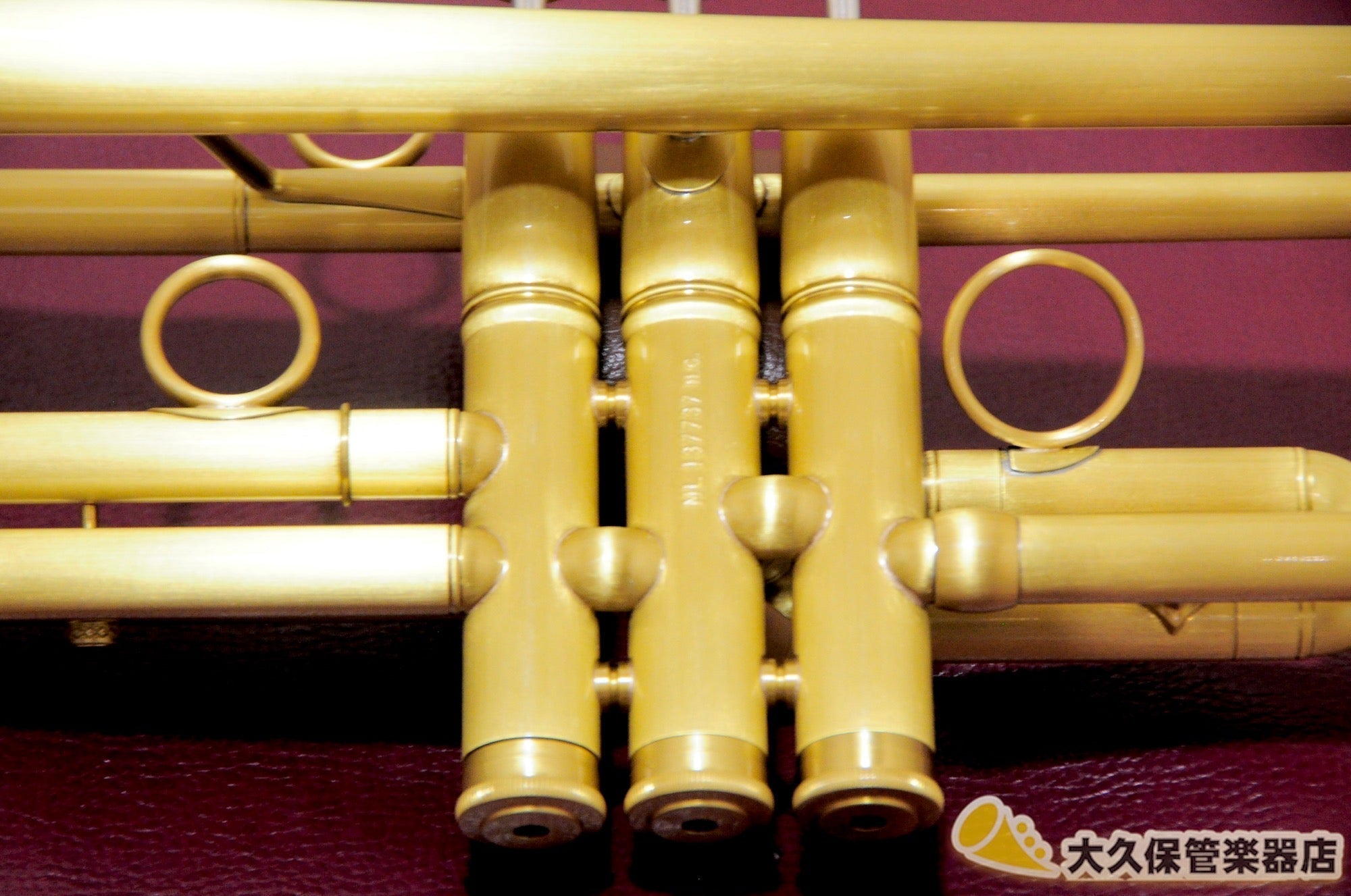 クイーン・ブラス “ZORRO”MODEL II Satin Lacquer Yellow Brass Bell (新品) - TC楽器 - TCGAKKI