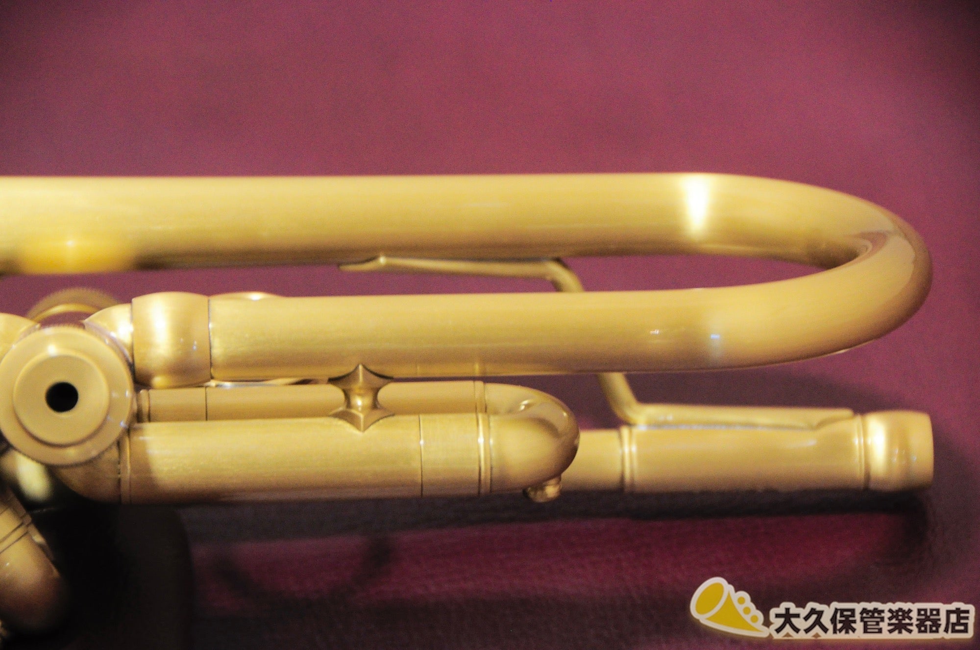 クイーン・ブラス “ZORRO”MODEL II Satin Lacquer Yellow Brass Bell