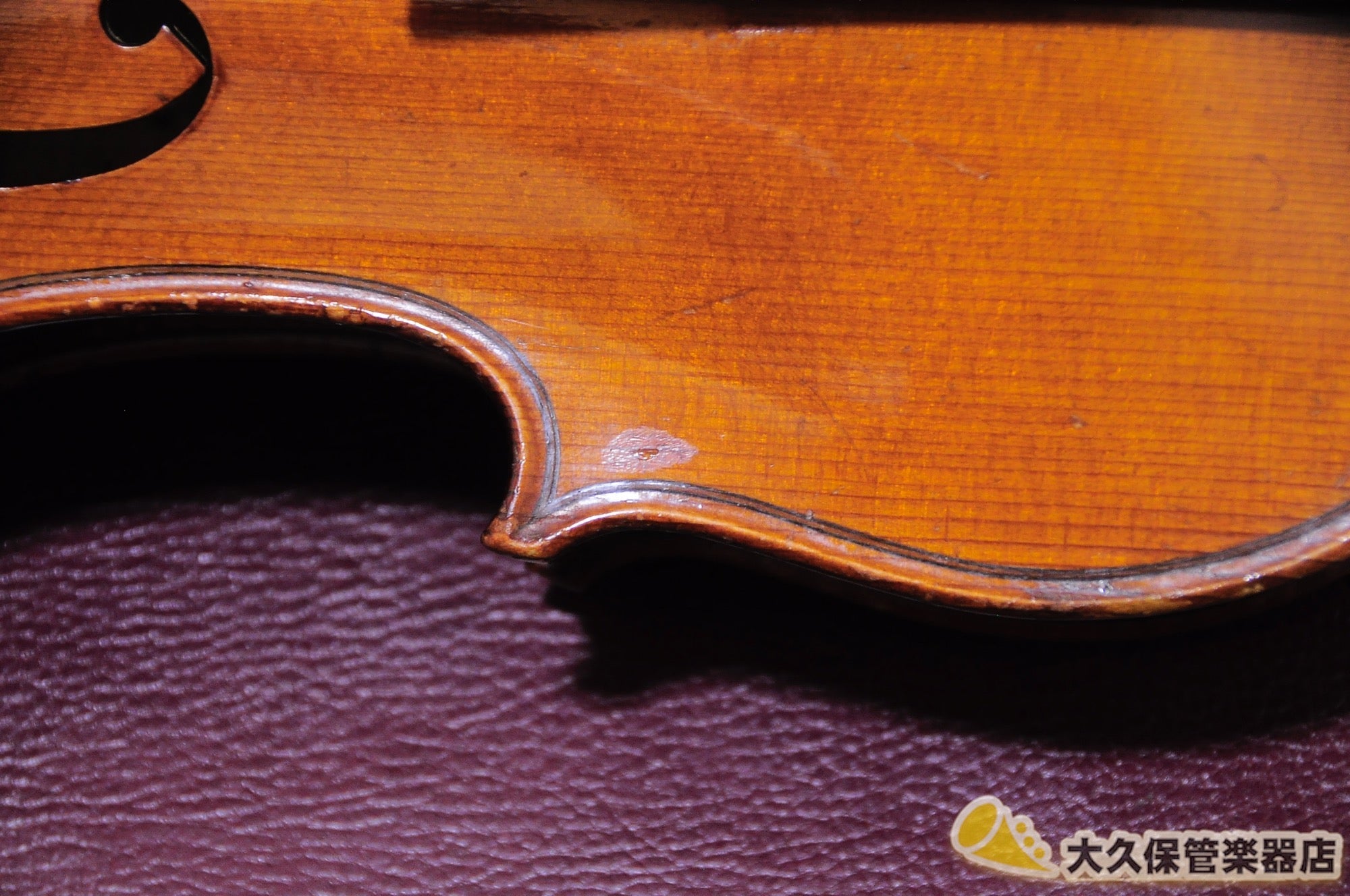 ケースは付属しておりますフランス製 4/4バイオリン 虎杢 Emile Ravier ...